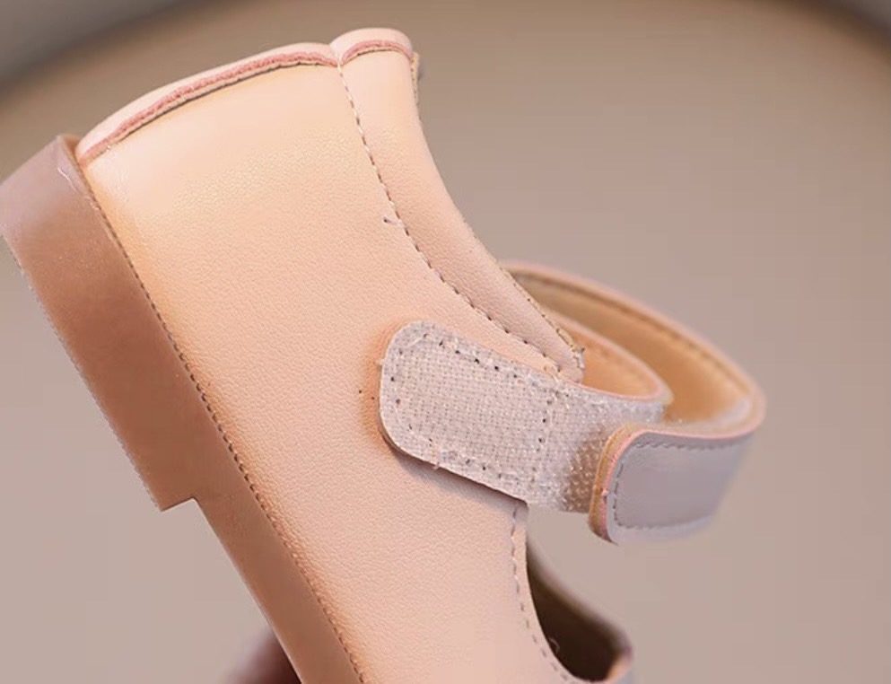 V561 - Giày MG Baby mũi tròn trơn 4 màu BG size 21-30