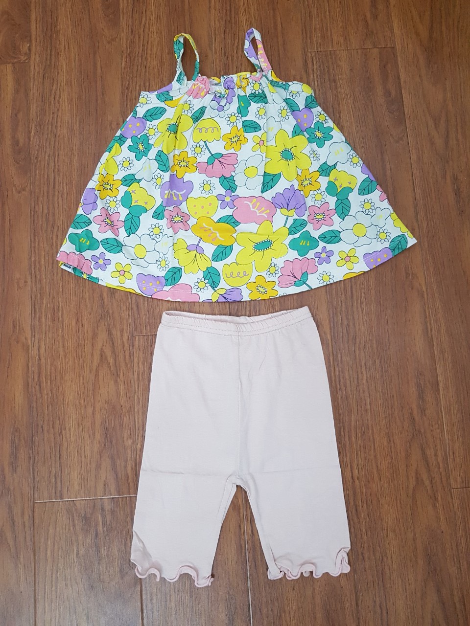 Bộ cotton Petite áo 2 dây hoa - quần legging cam size 90 - 130