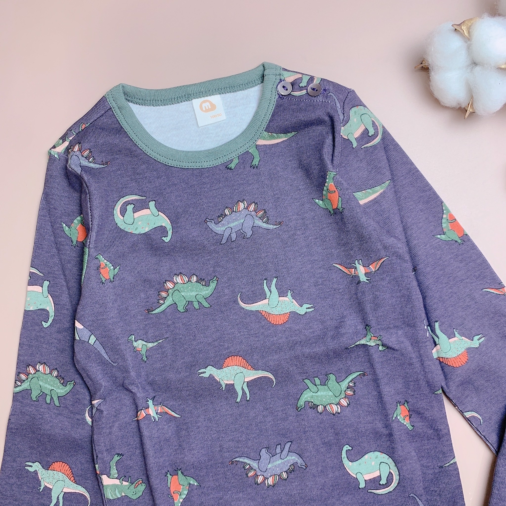 Bộ cotton Milkmile màu nâu ghi khủng long viền rêu