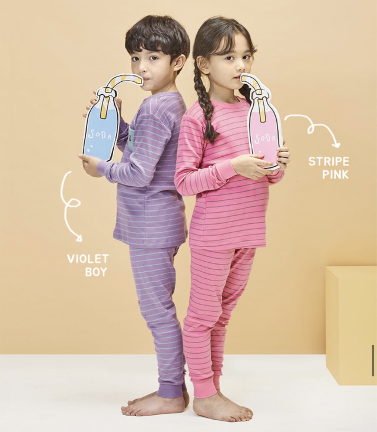 Bộ cotton Uni xuất Hàn kẻ nhiều màu túi ngực thêu gấu size 90-160