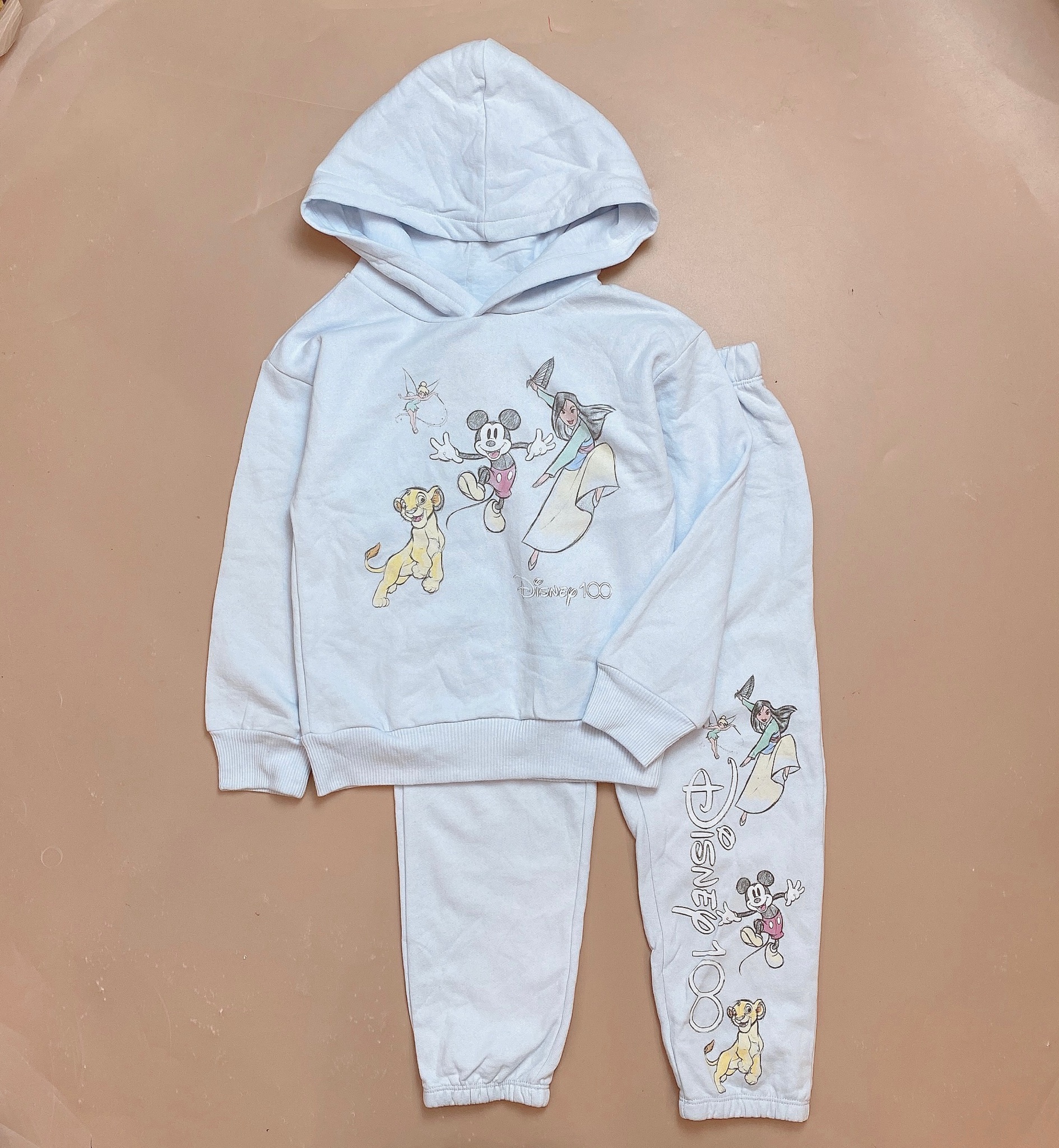 Bộ nỉ bông Disney màu xanh nhạt mickey va những người bạn size 5 - 16y