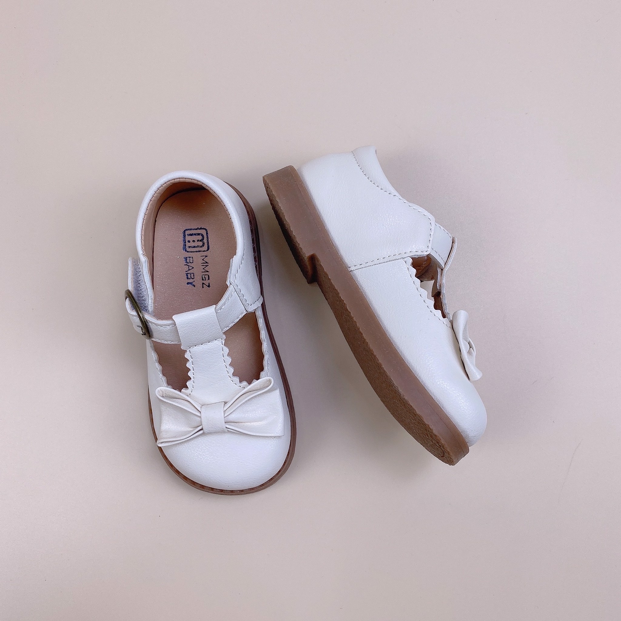 V731 - Giày MG Baby viền zíc zắc đính nơ 2 màu BG