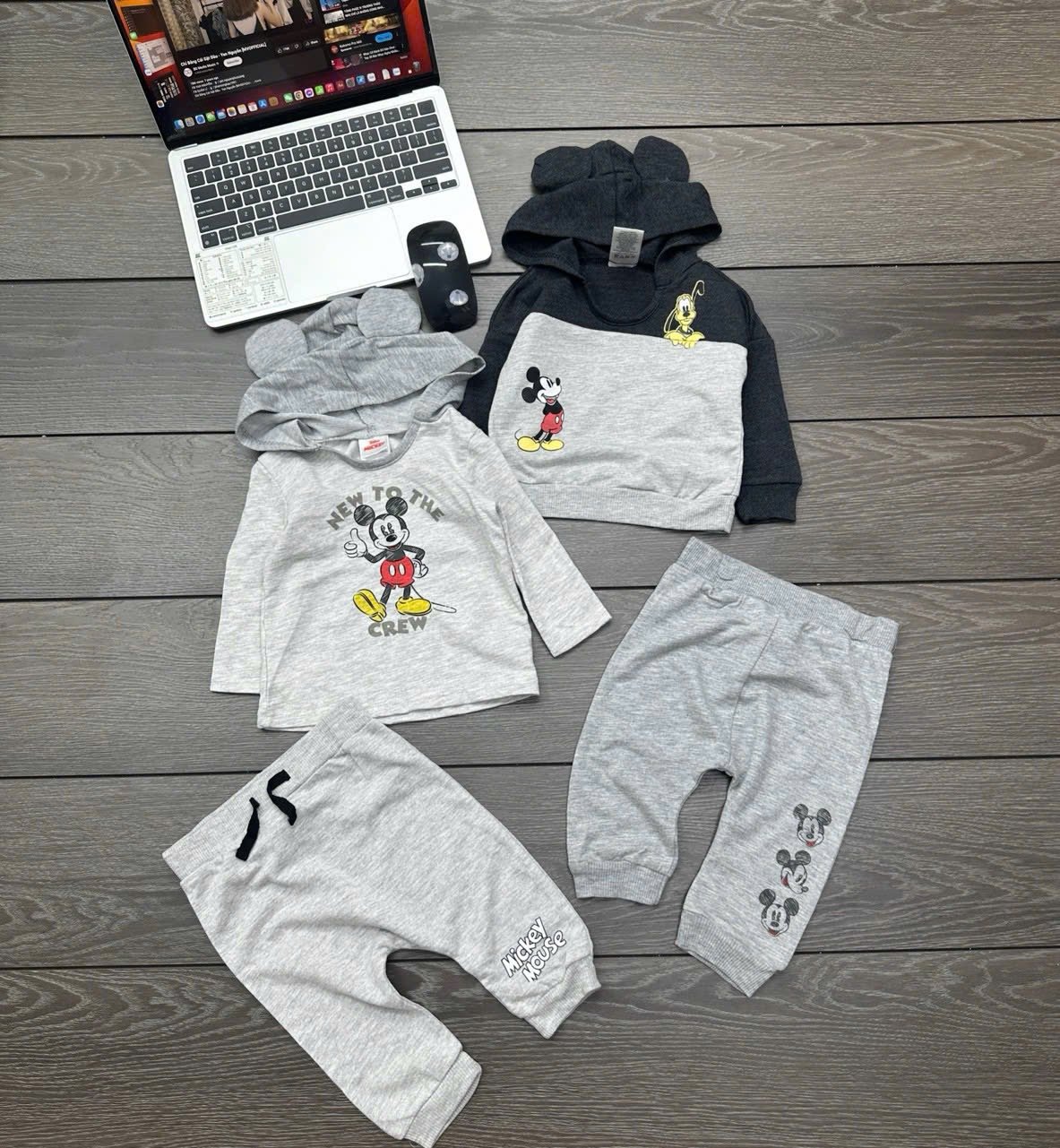 Bộ da cá Junior Mickey 2 mẫu bé trai size 3m - 4y