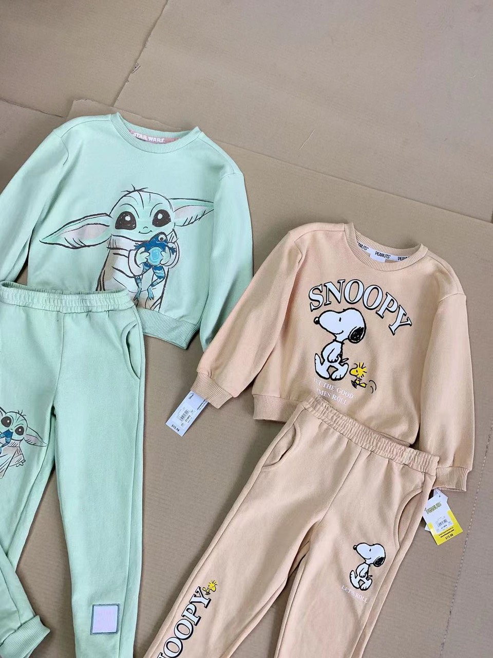 Bộ nỉ bông Disney Juniors nhiều hình dòng Nhí size 12m - 5y