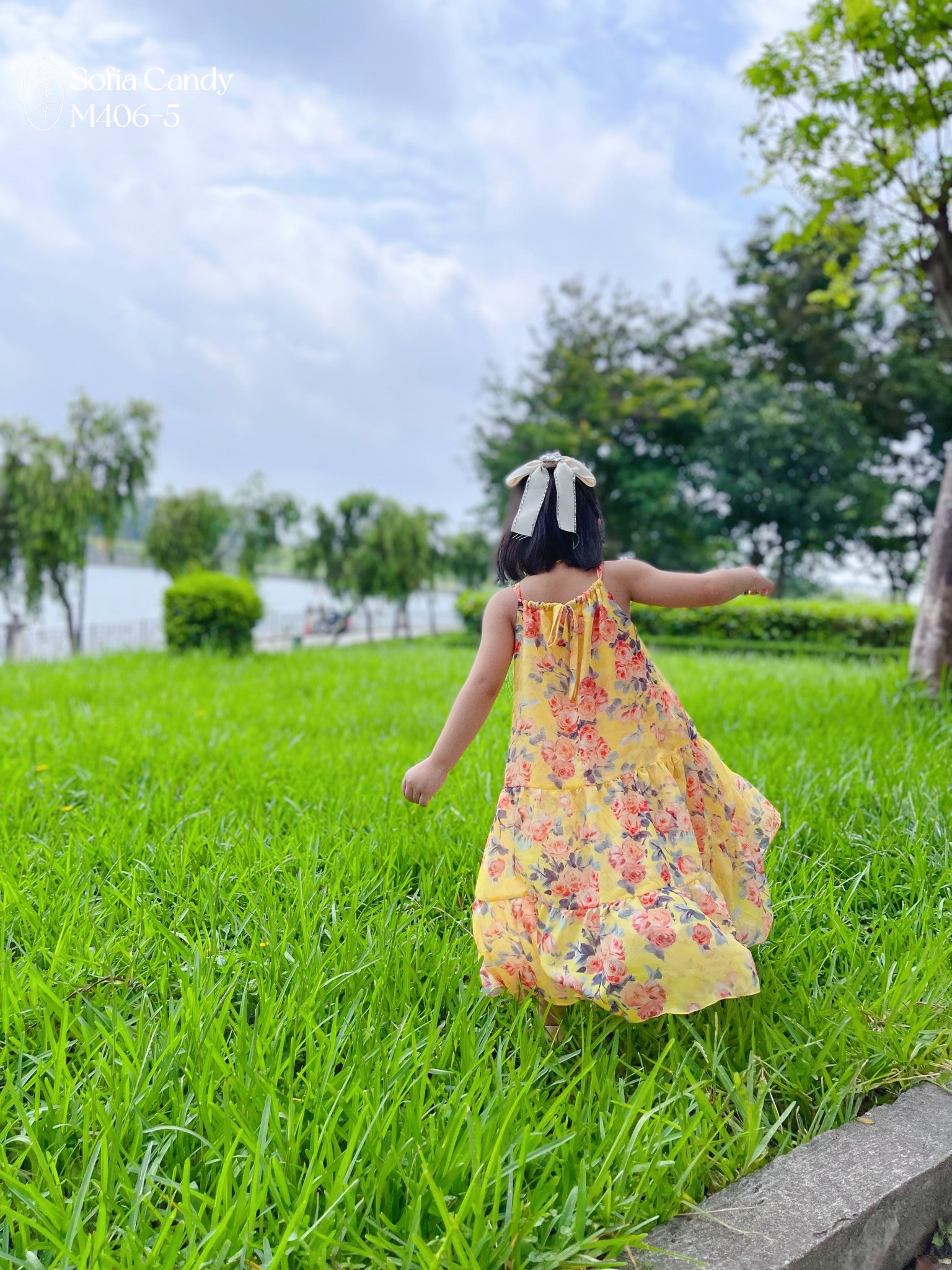 Váy hai dây voan Sofia Candy nhiều màu hoa - bảng màu 1