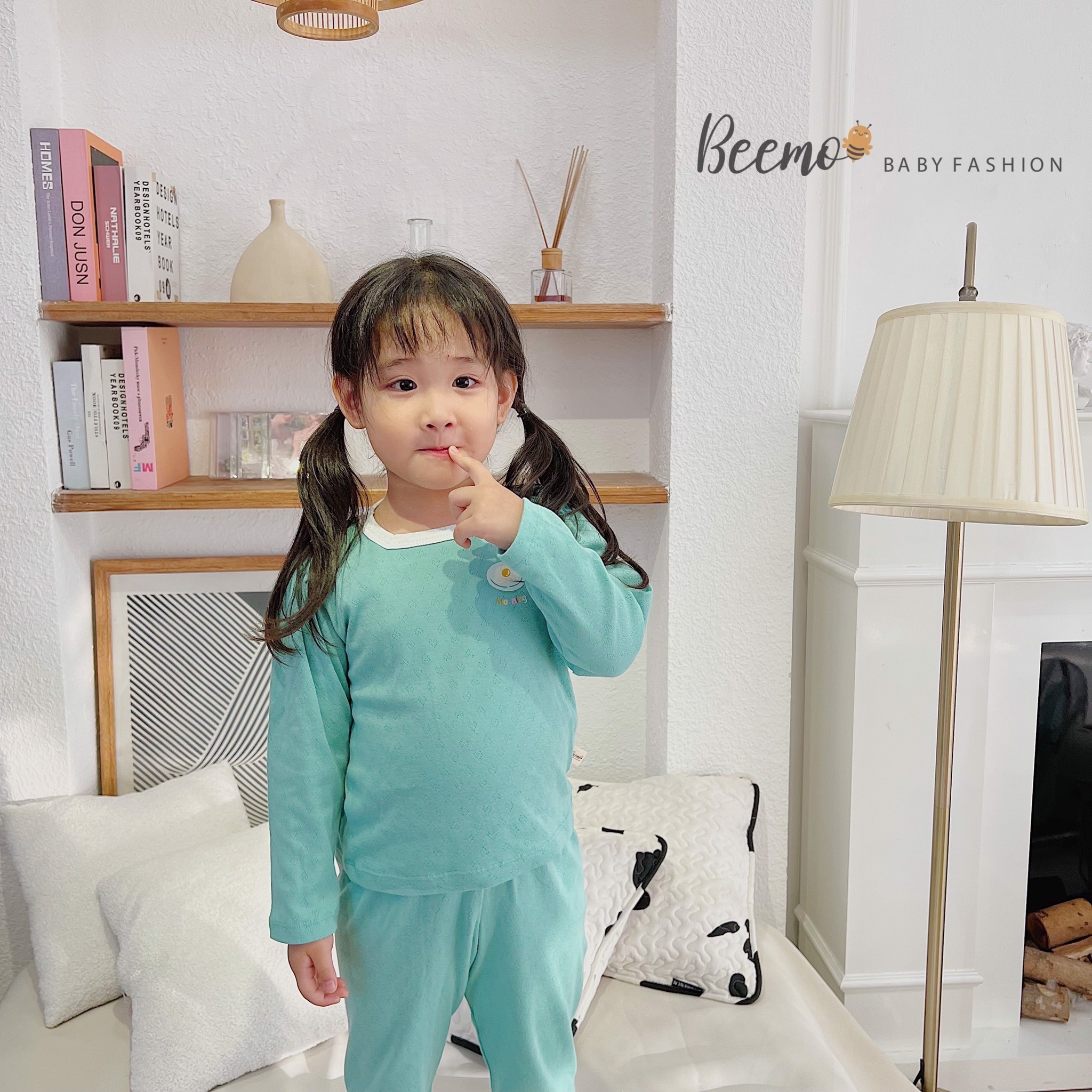 Bộ cotton dệt lỗ Beemo cổ vuông viền trắng 2 màu Xanh / Hồng BG