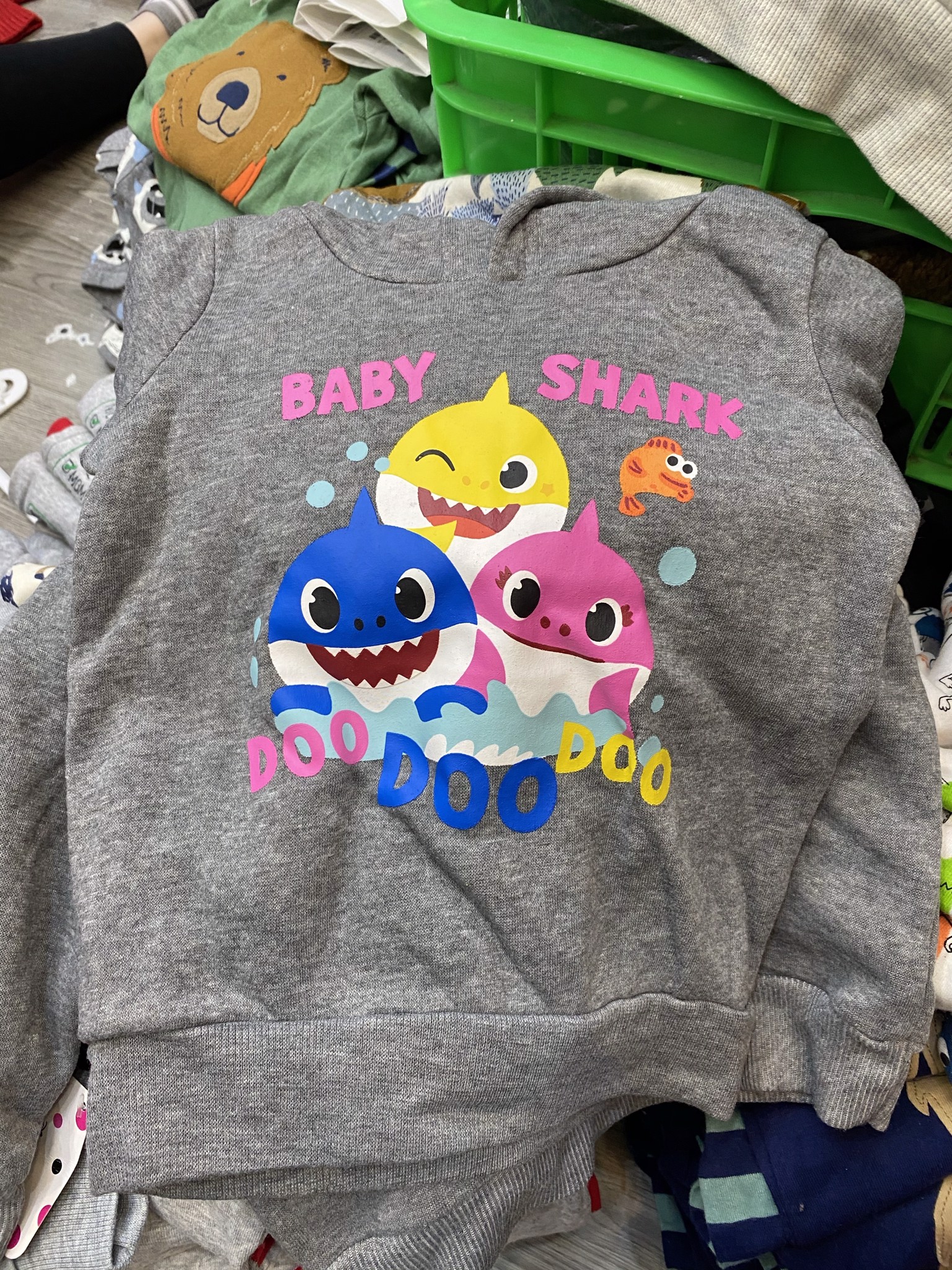 Áo nỉ Hoodie Pinkfong BG - màu ghi cá Doo