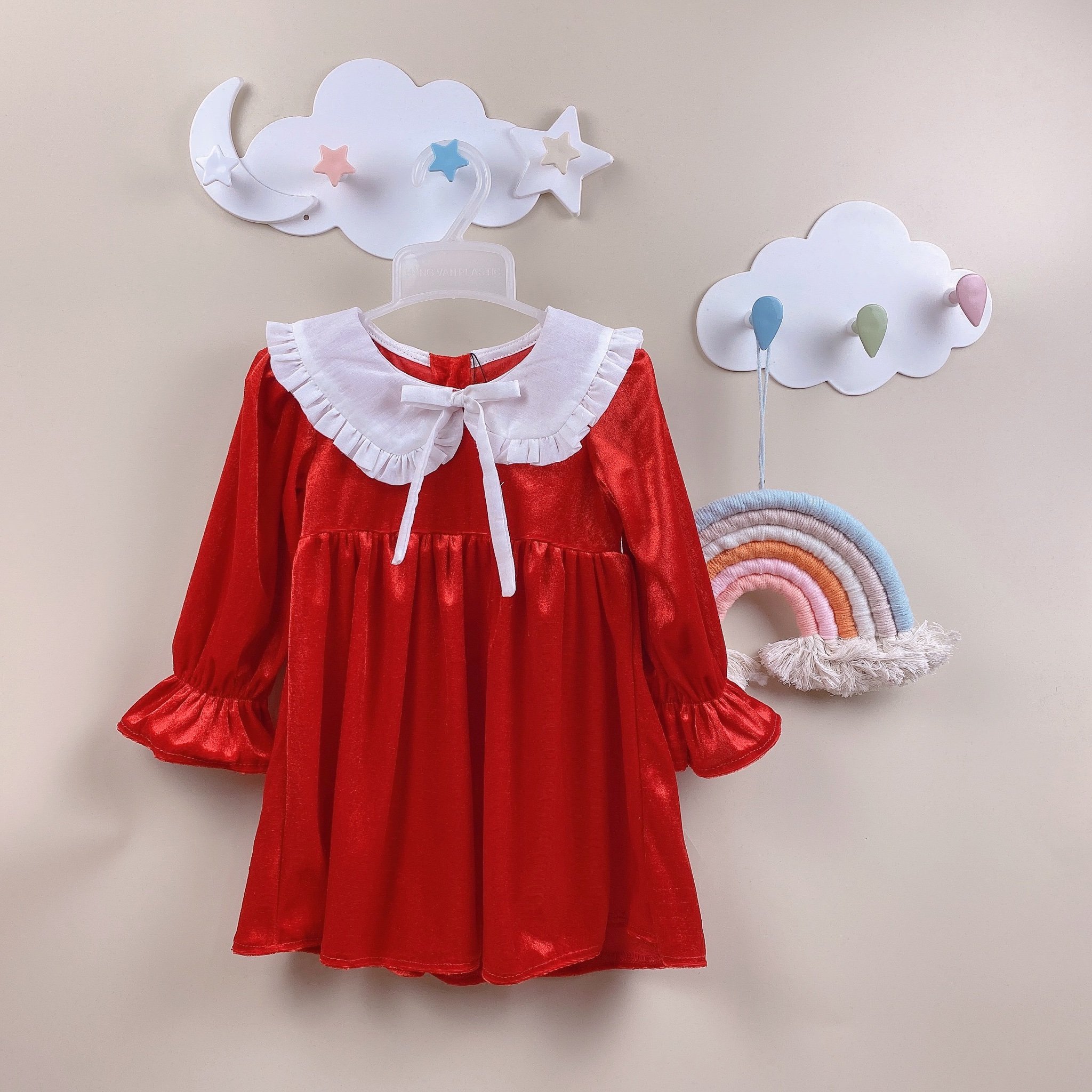 Váy Lennco nhung đỏ phối cổ sen bèo trắng size 12m - 10y