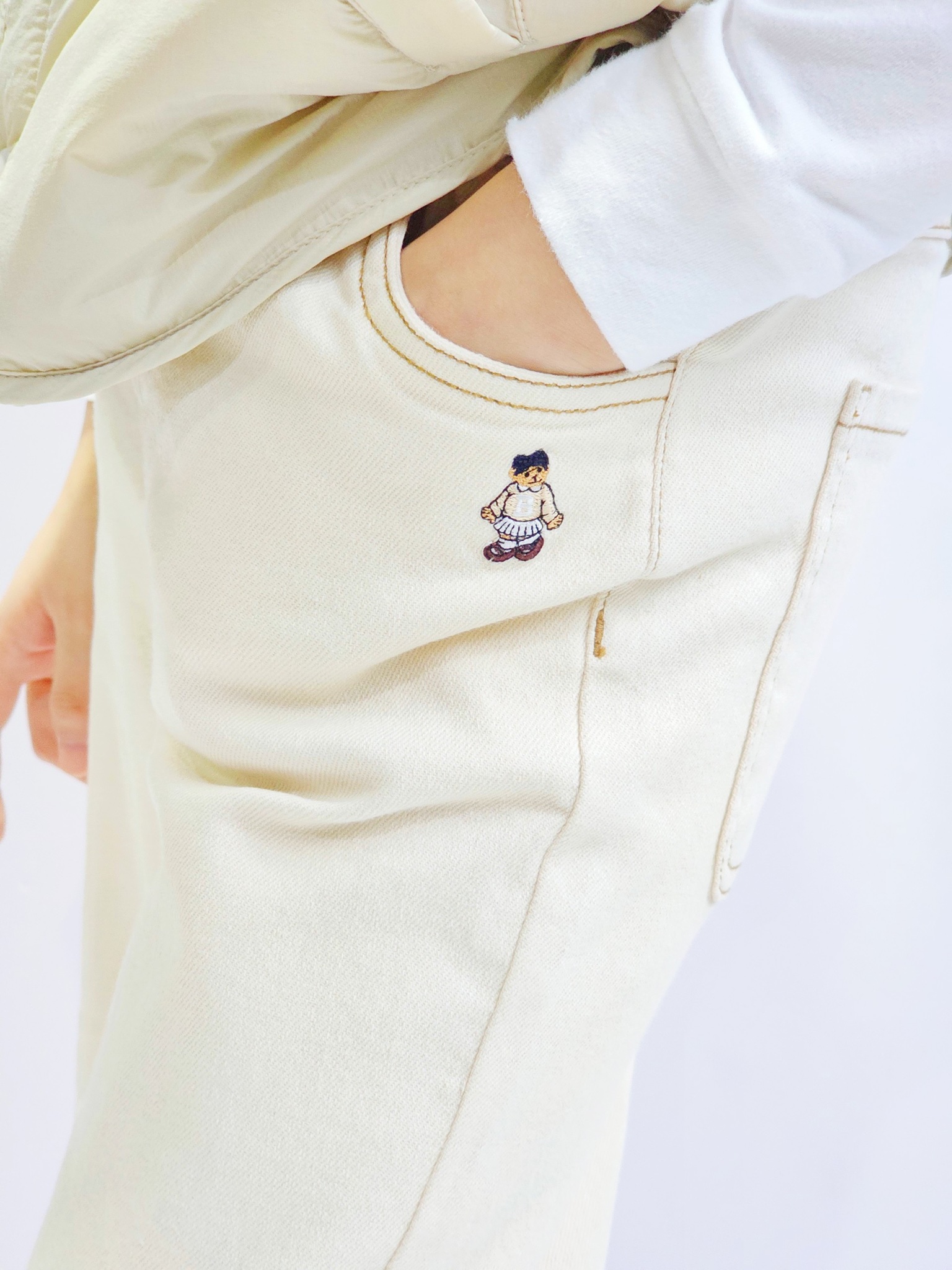 Quần jean mềm Bee Mon ống xuông 5 màu BG size 120 - 160