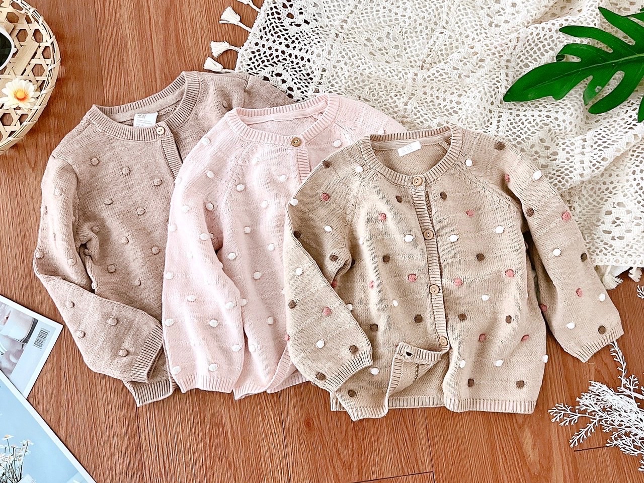 Cardigan len HM nhí nổi hạt gạo 4 màu BG size 2m - 4y