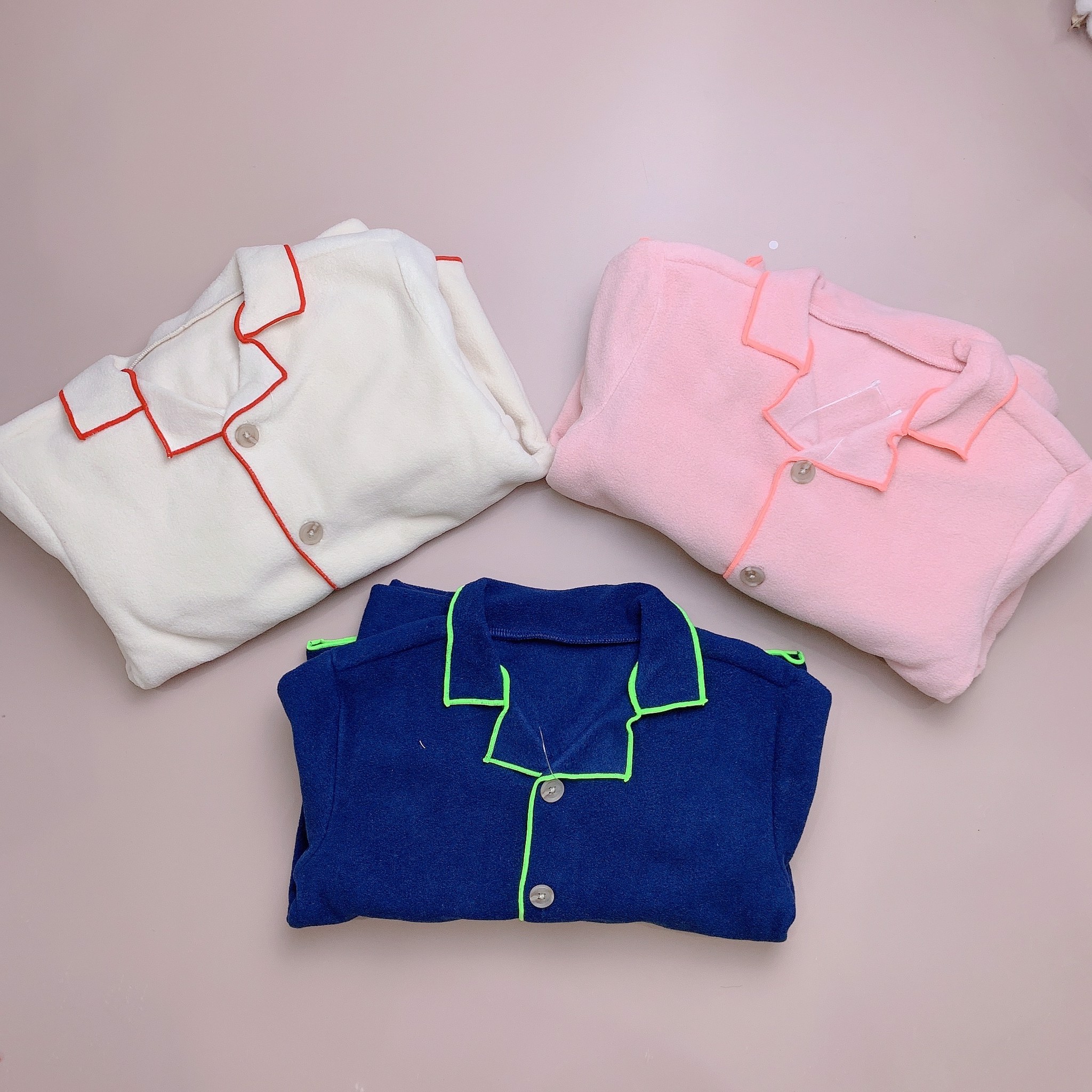 Bộ pyjama nỉ bông Laughing Child xuất hàn 3 màu
