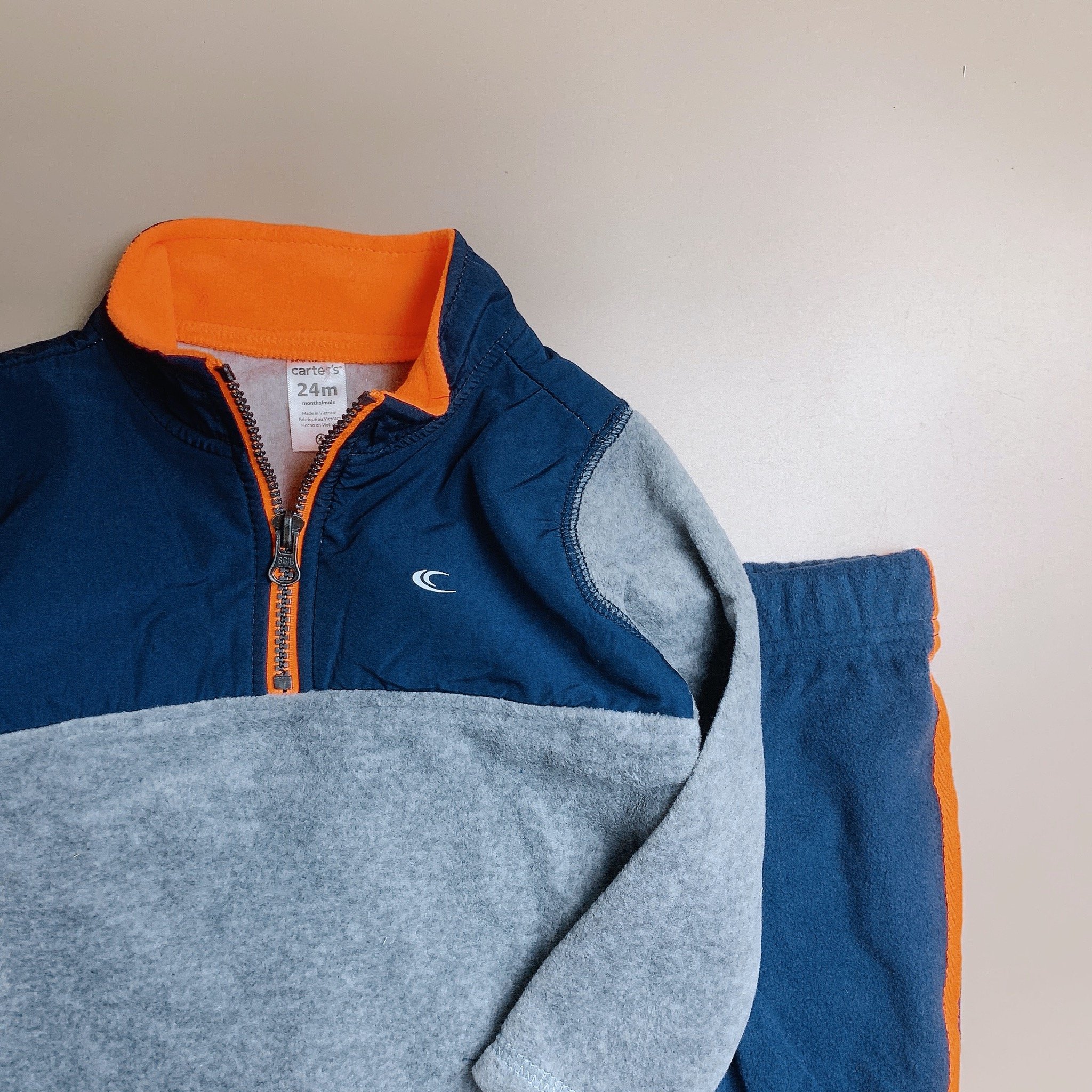 Bộ nỉ băng lông Carters màu navy phối ghi BT
