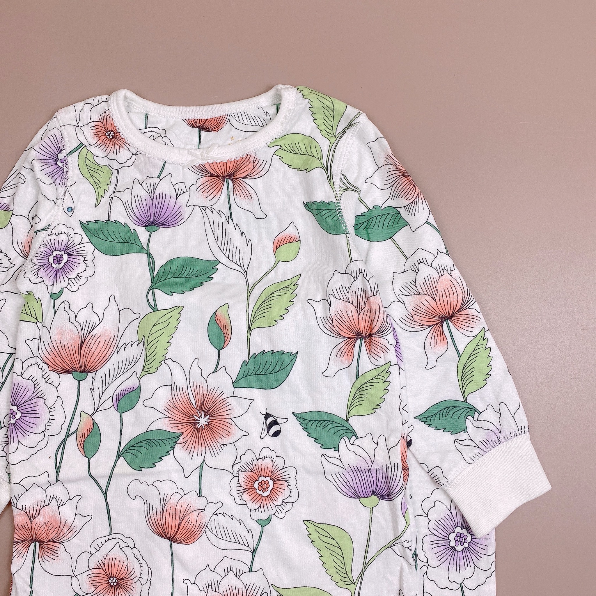 Bộ cotton Next TQXK màu trắng hoạ tiết hoa cam tím to
