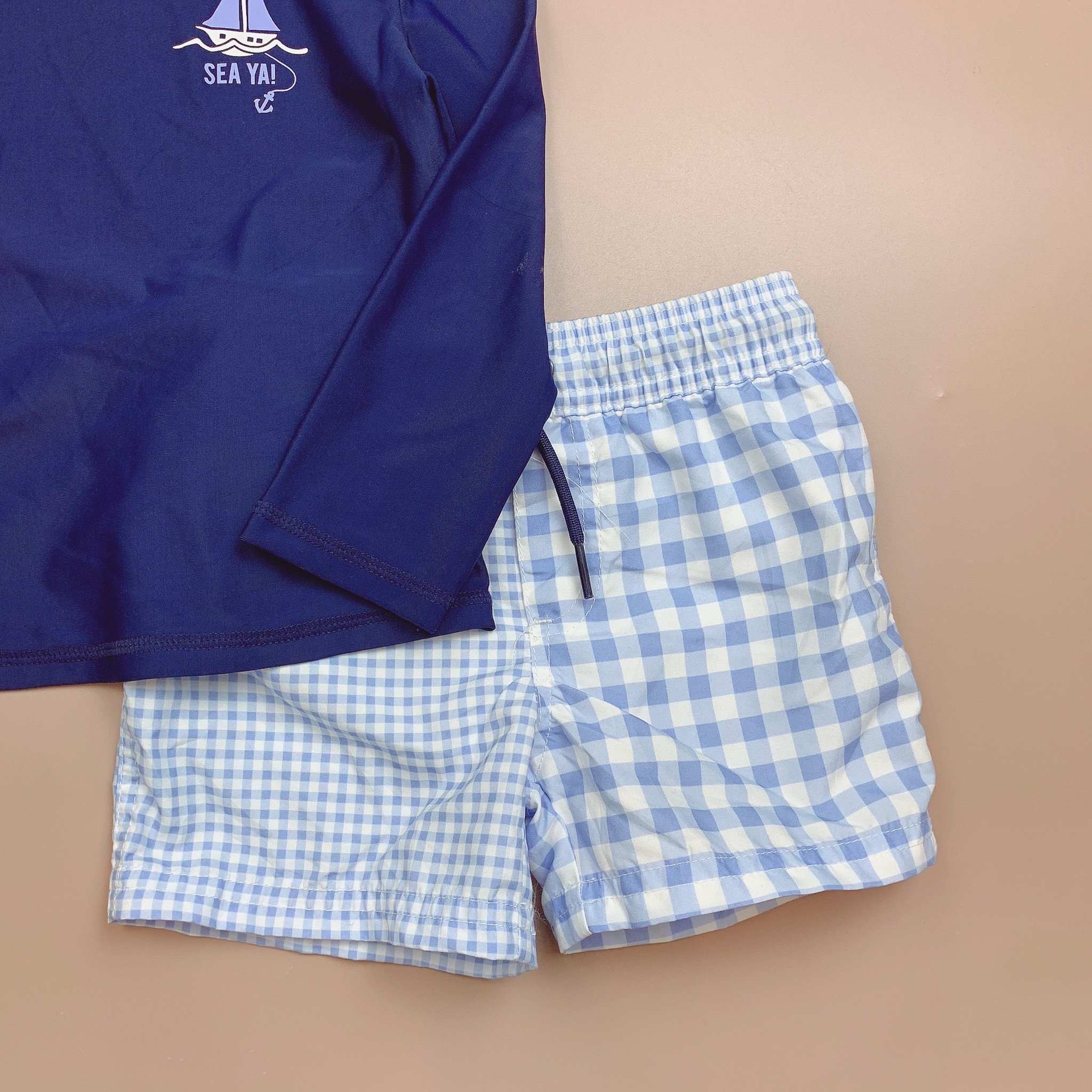 Bộ bơi Carter áo dài tay màu navy hình thuyền Sea Ya - quần caro xanh trắng size 6m - 5y