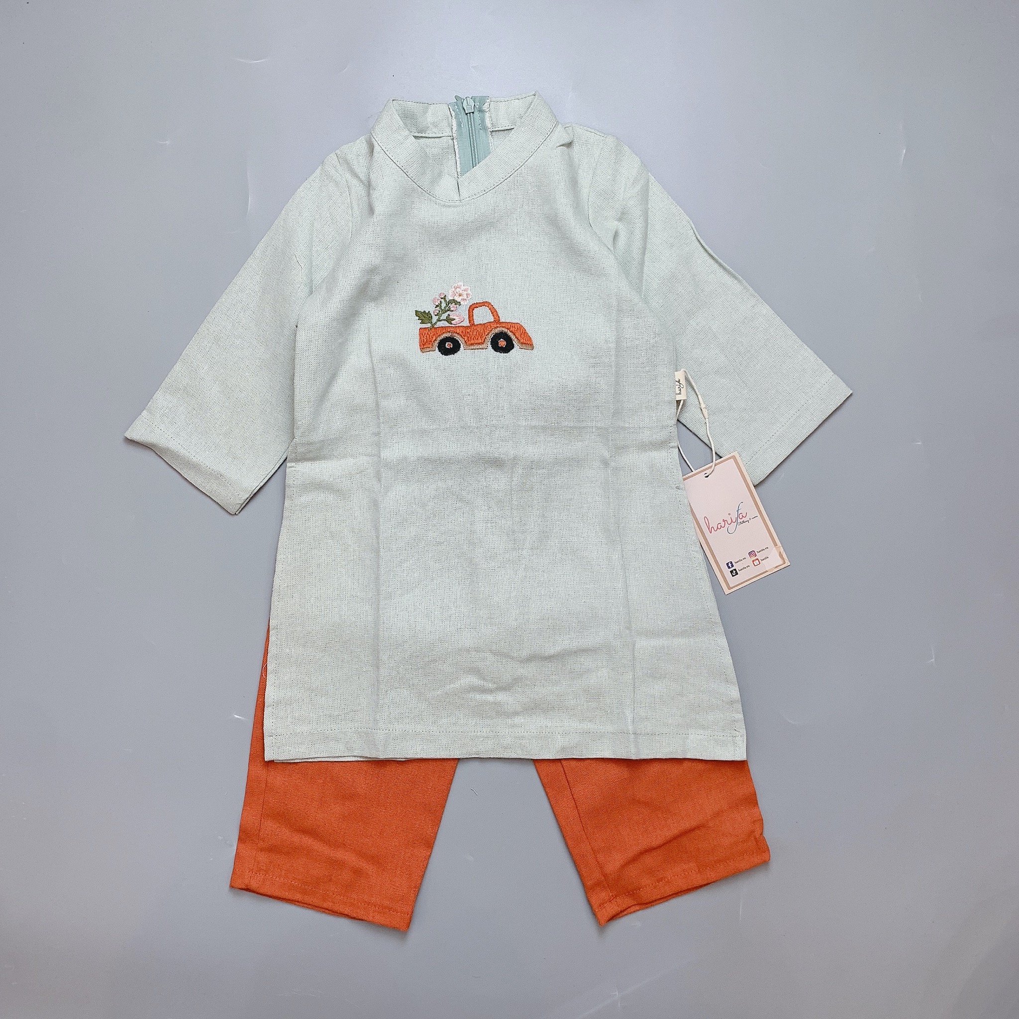 Áo dài linen Harifa thêu ngực nhiều màu BT size 1 - 6y