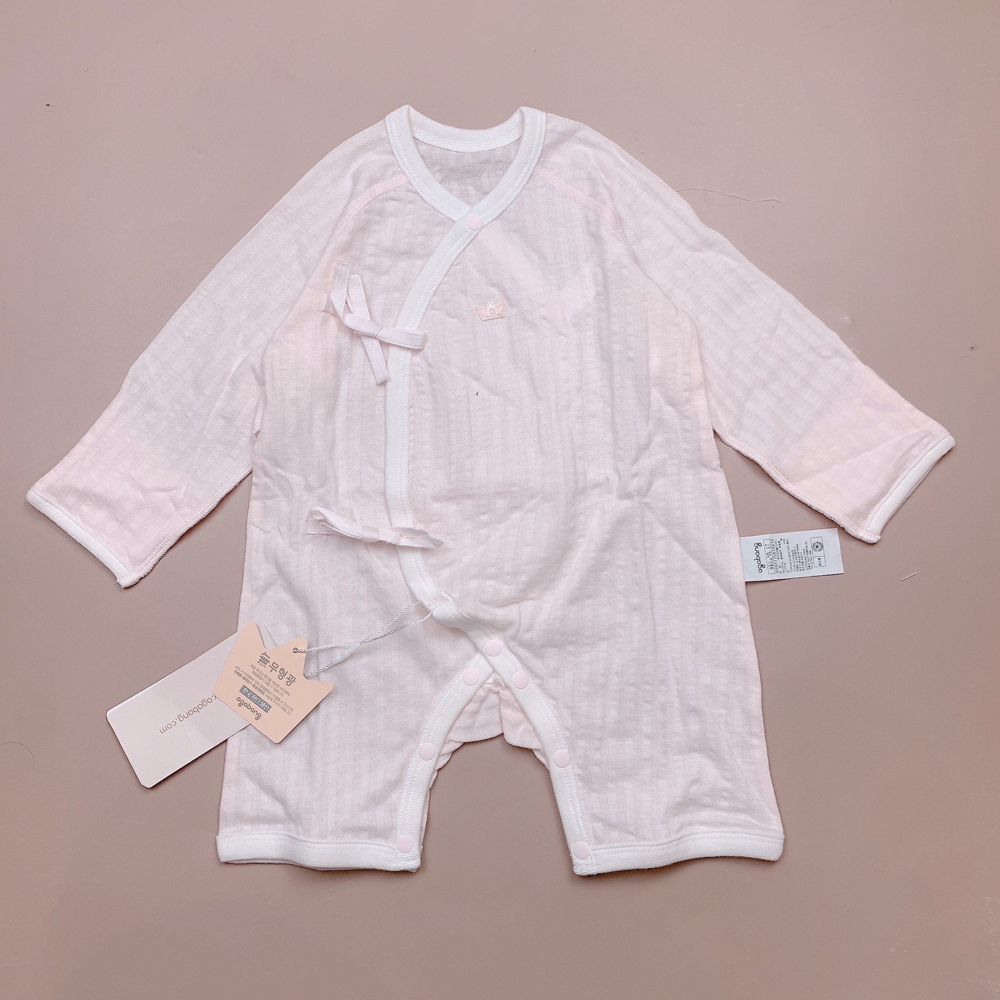 Body sơ sinh Agabang cotton mềm 2 màu hồng/xanh vương miện BTBG