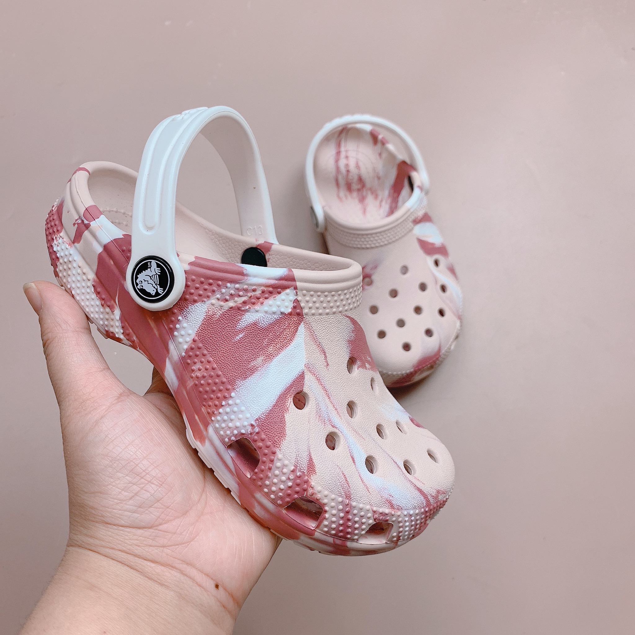 Sục Crocs dư xịn bảng màu loang size J1-M7