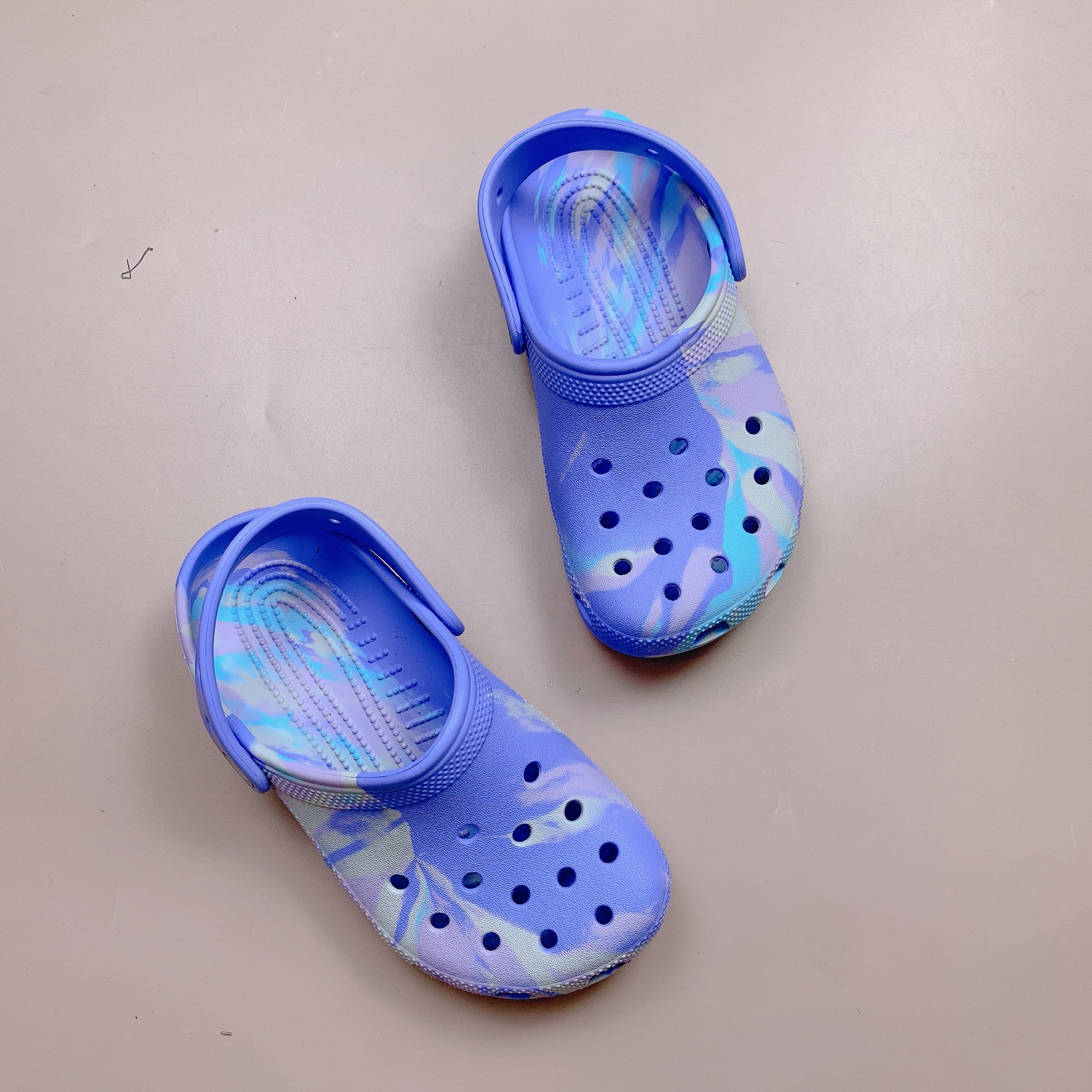 Sục Crocs dư xịn bảng màu loang size J1-M7