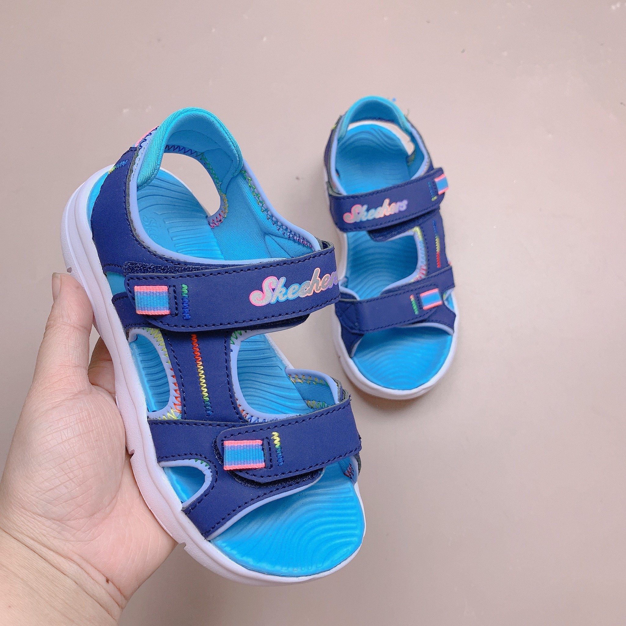 Sandal Skechers dư xịn siêu nhẹ cho BT size 23-37