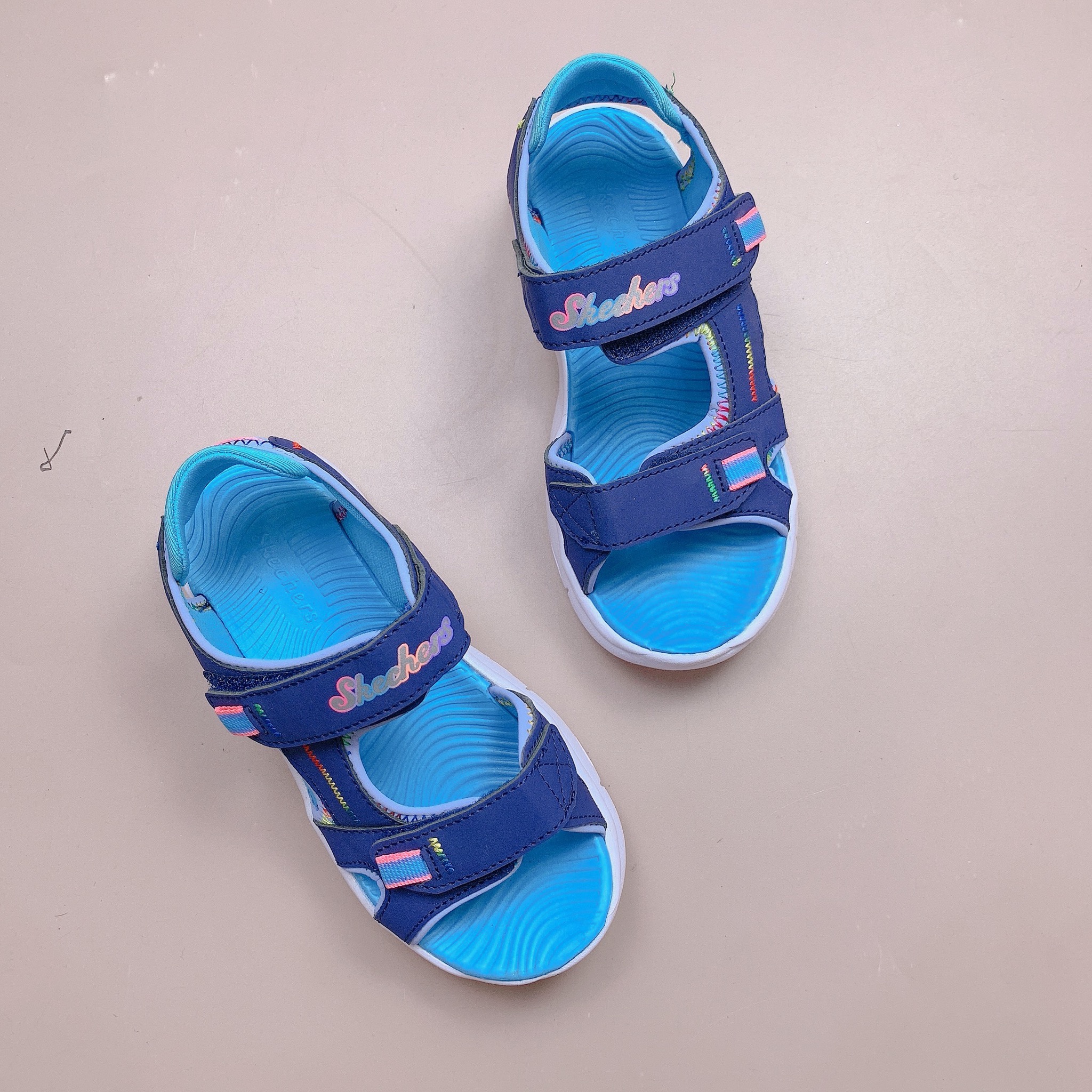 Sandal Skechers dư xịn siêu nhẹ cho BT size 23-37