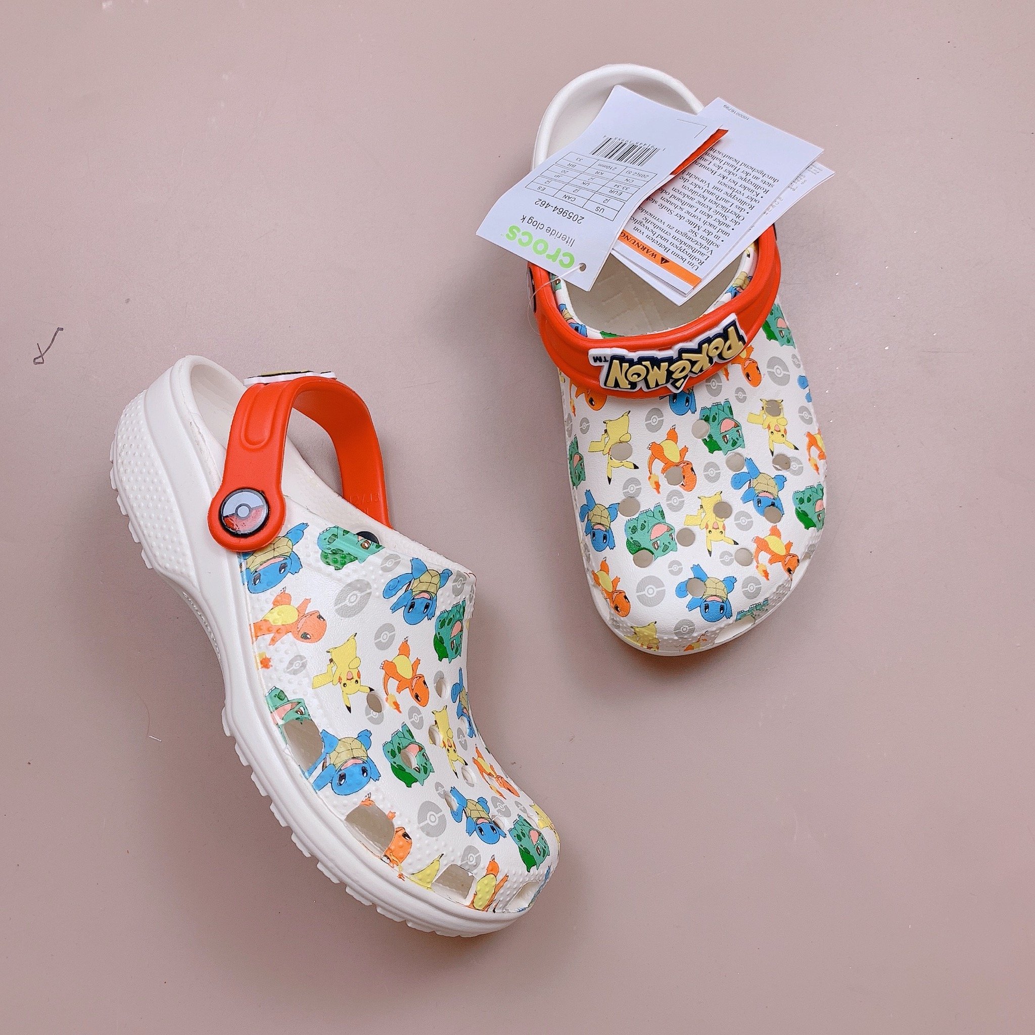 Sục Crocs màu trắng Pokemon BT