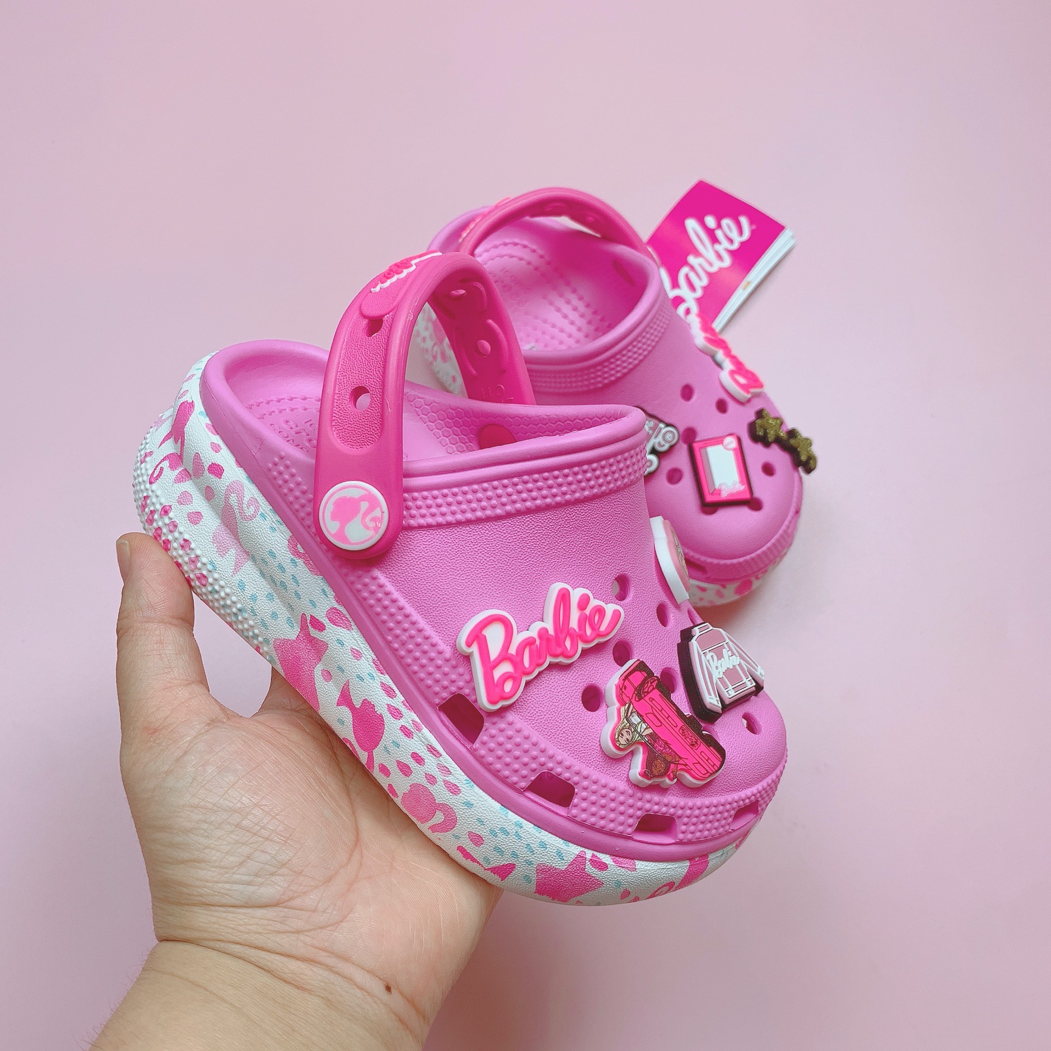 Sục Crocs đế cao Barbies hồng BG size C11-J4