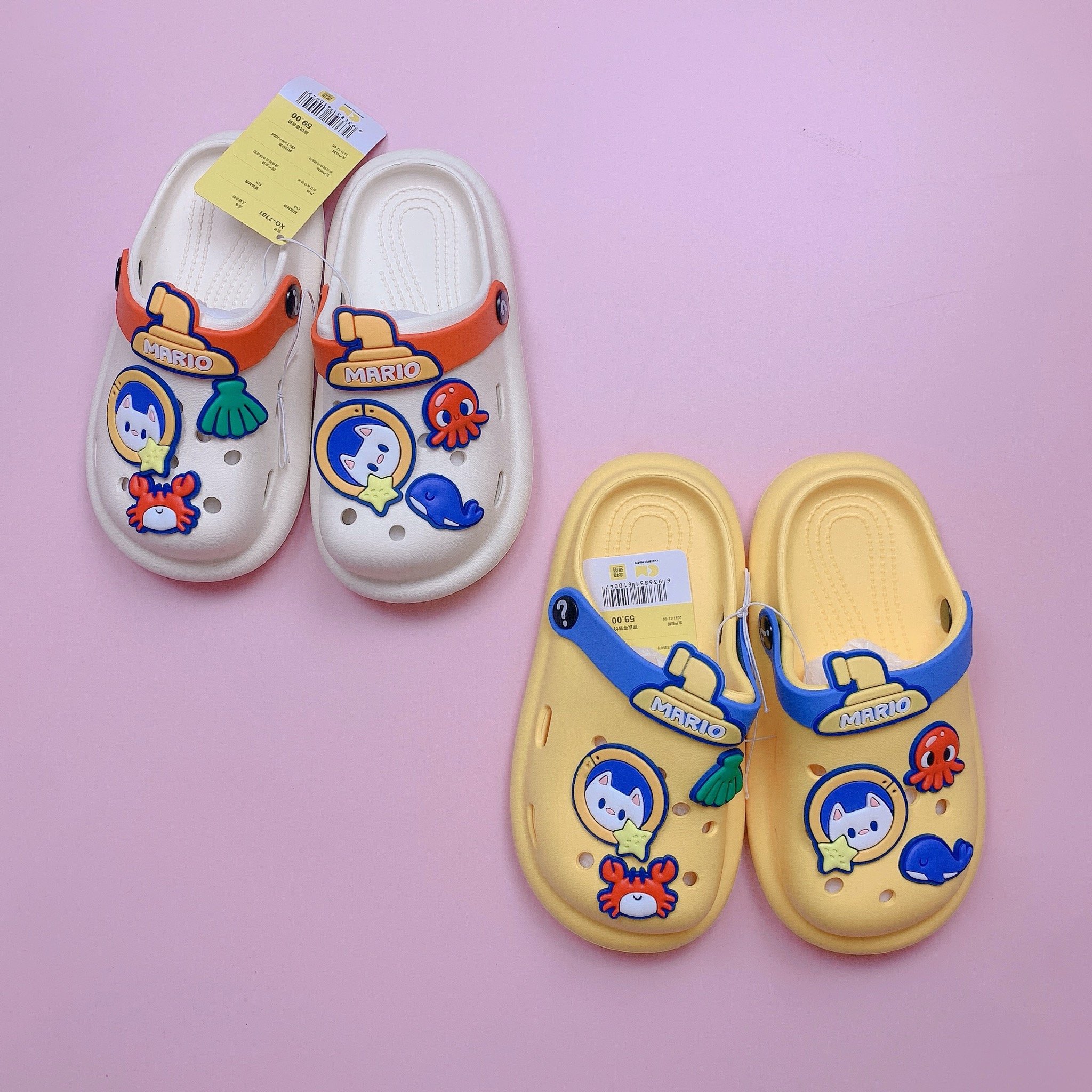 Sục nhựa Mario đính jibit hình mèo, động vật biển