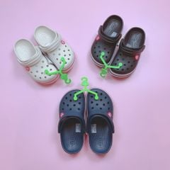 Sục Crocs trơn chữ sau gót nhiều màu BTBG