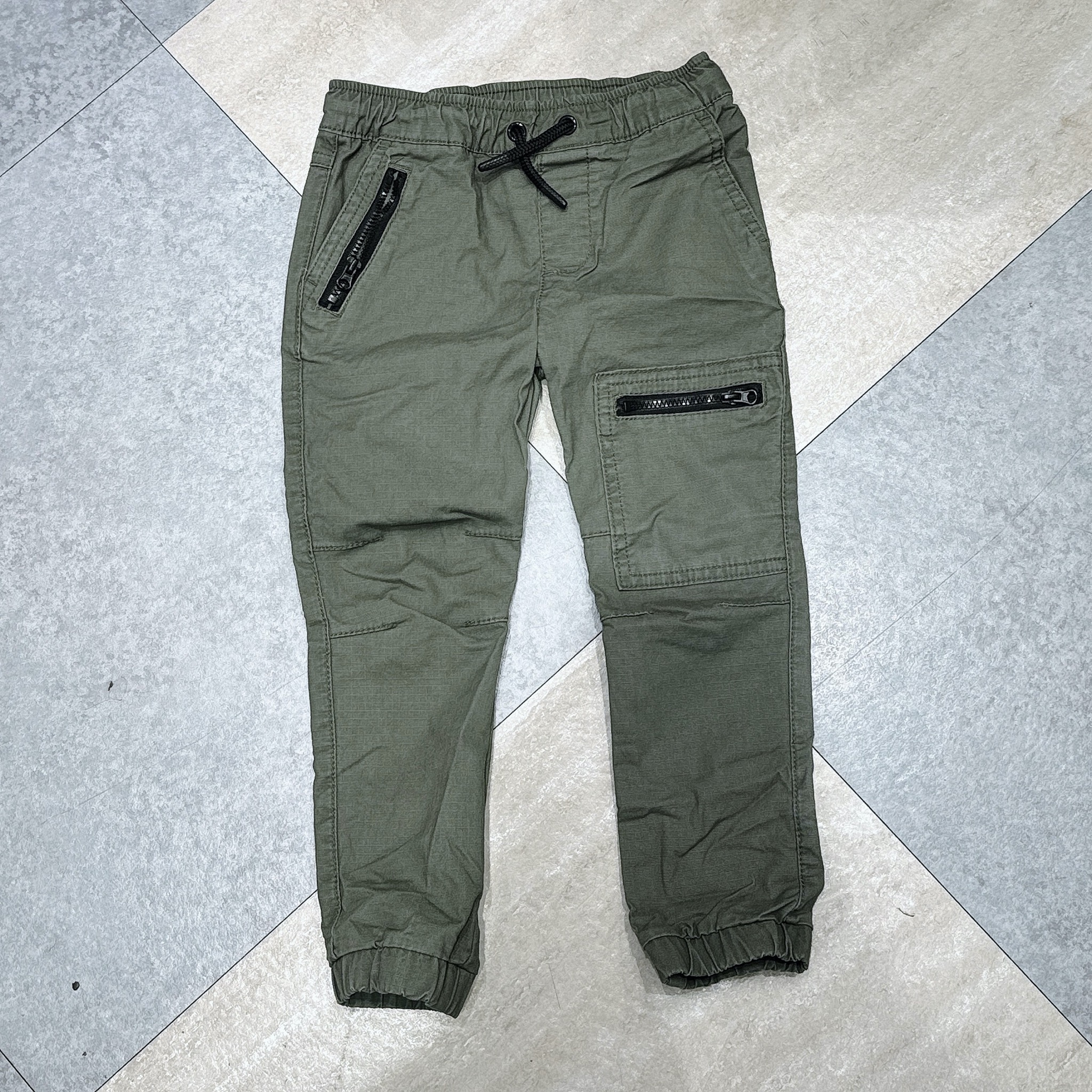 Quần jogger kaki Cat Jack túi khoá 2 màu ghi/rêu bé trai size 1-5y