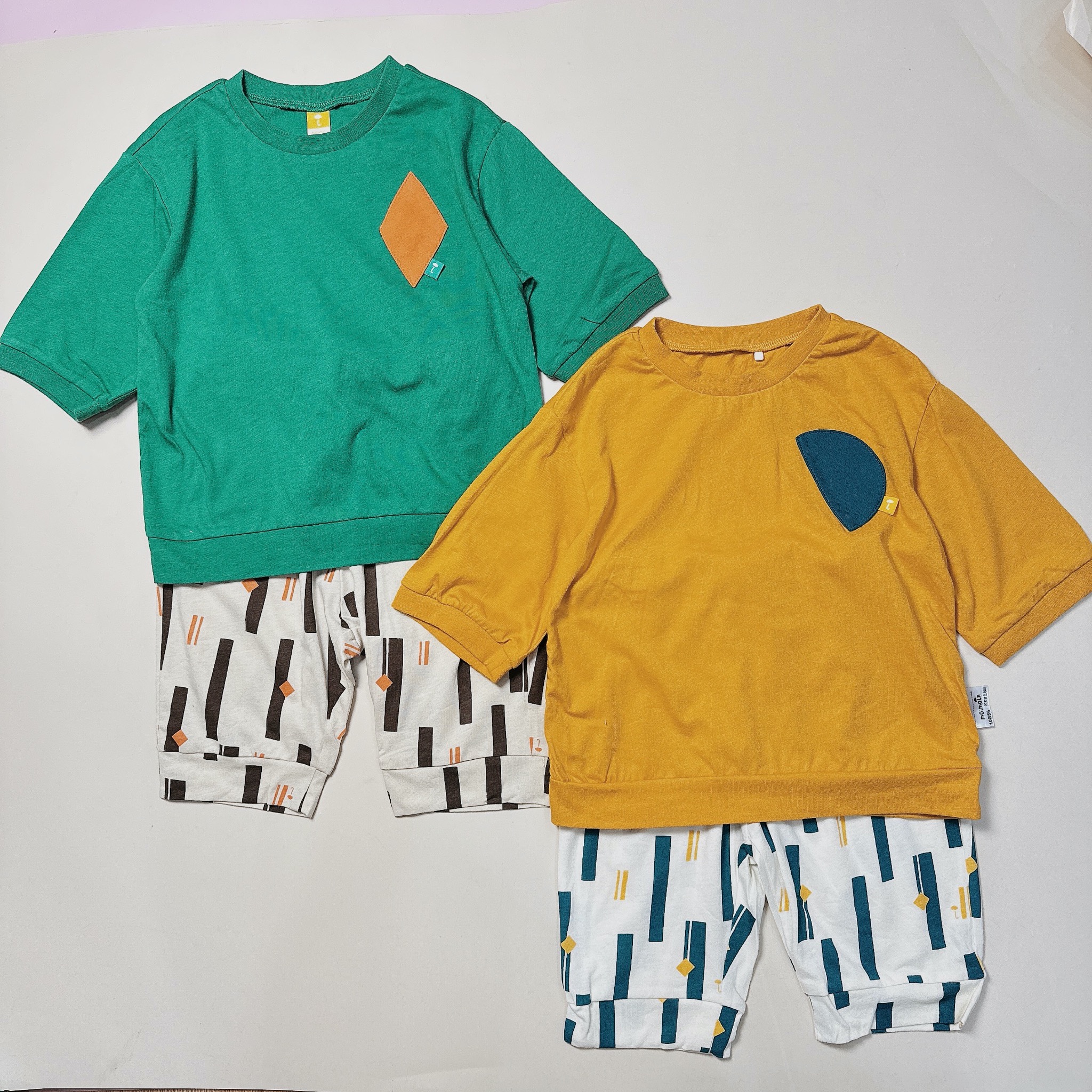 Bộ, Quần áo rời vải thun mềm Moimoln xuất Hàn dư xịn 2 màu vàng/xanh cho bé size 90-120