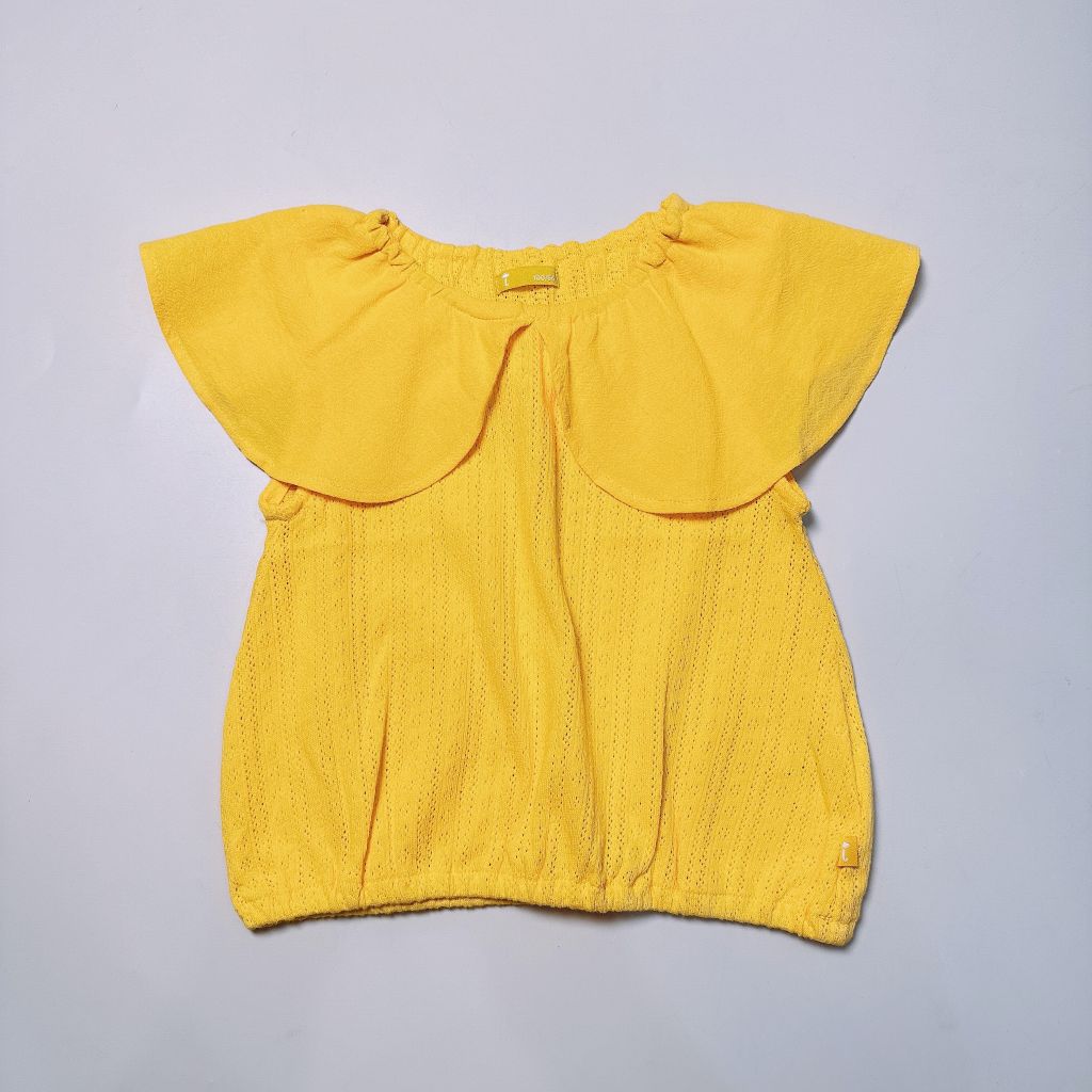 Áo thun dệt lỗ Moimoln xuất Hàn màu vàng cổ bèo to bé gái size 90-120