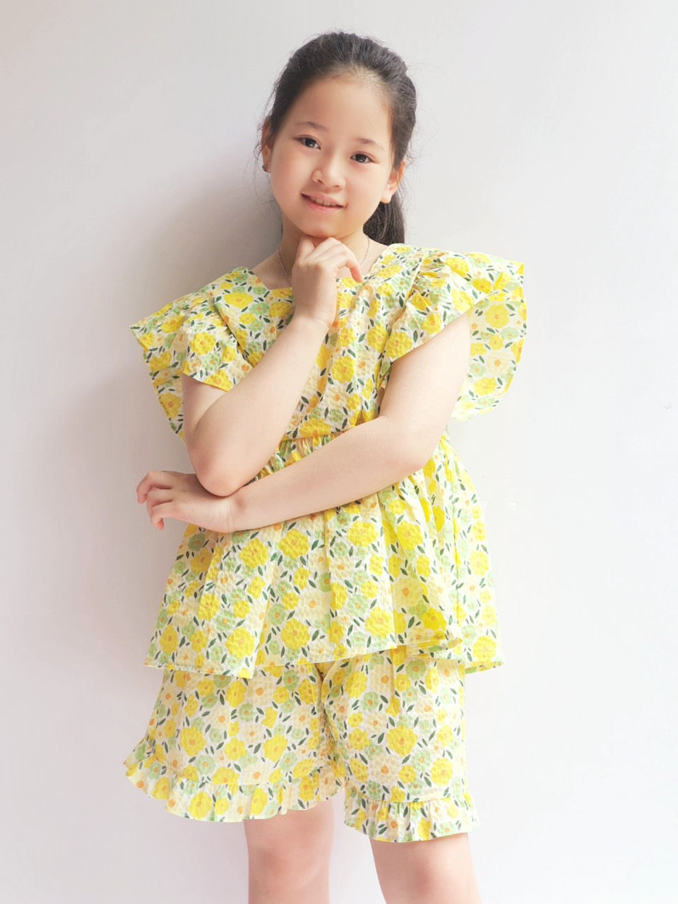 Bộ thô nhăn xuất Hàn nhún eo tay cánh tiên 2 màu size 100 - 140
