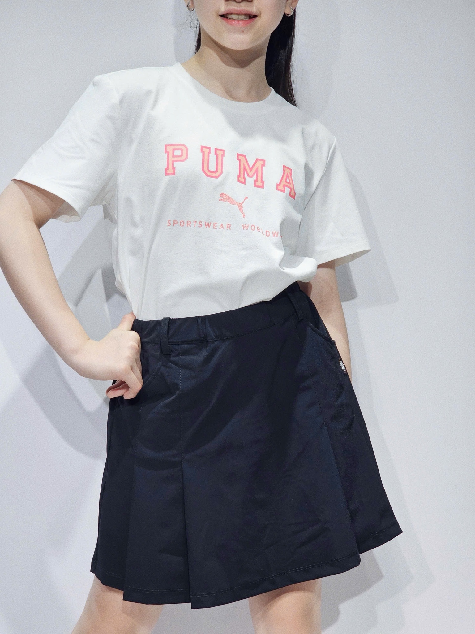 Áo thun thể thao P.U.M.A màu trắng chữ hồng cho bé size 130 - 160