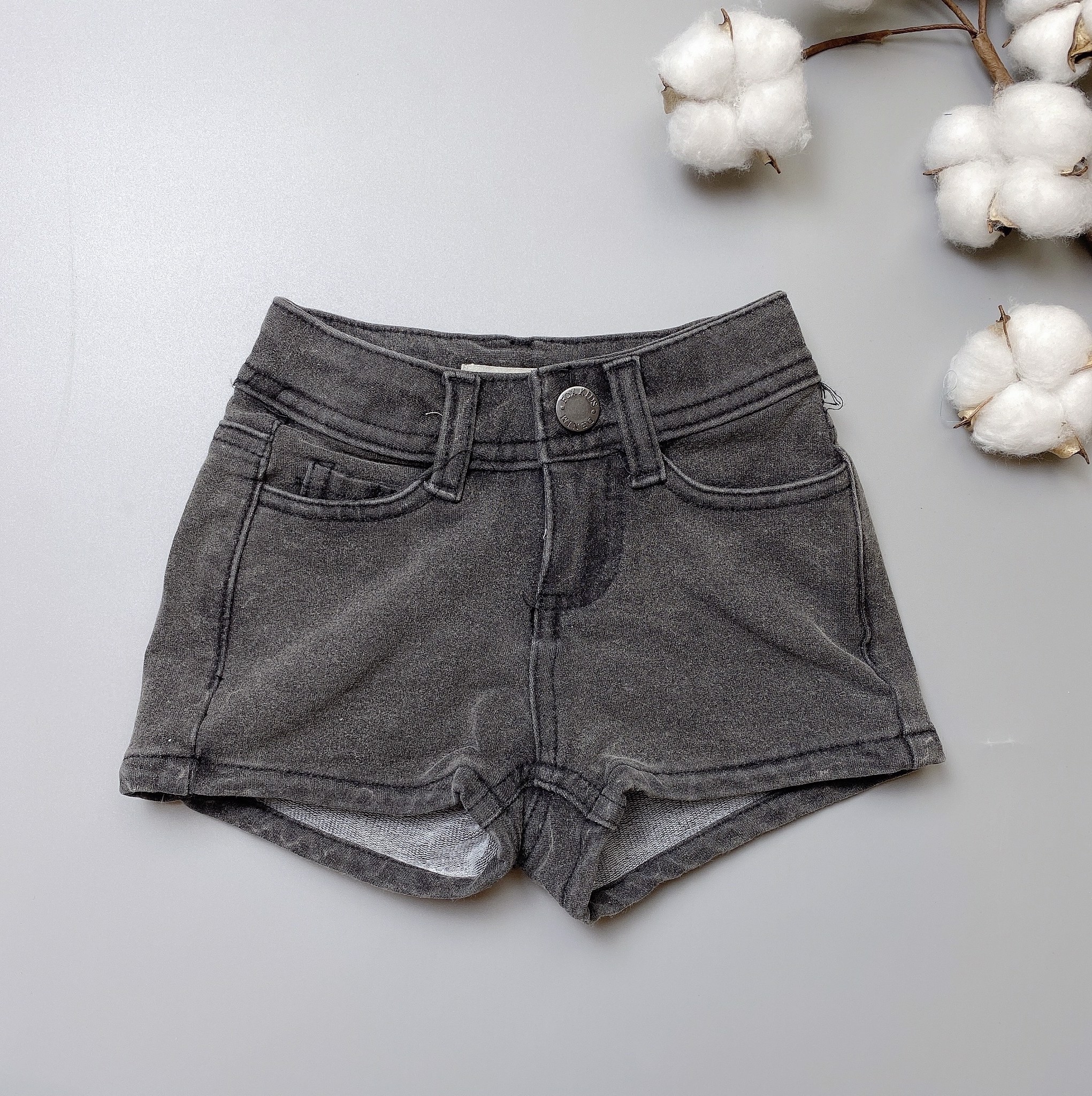 [30%] Quần short jean Fox đen khói