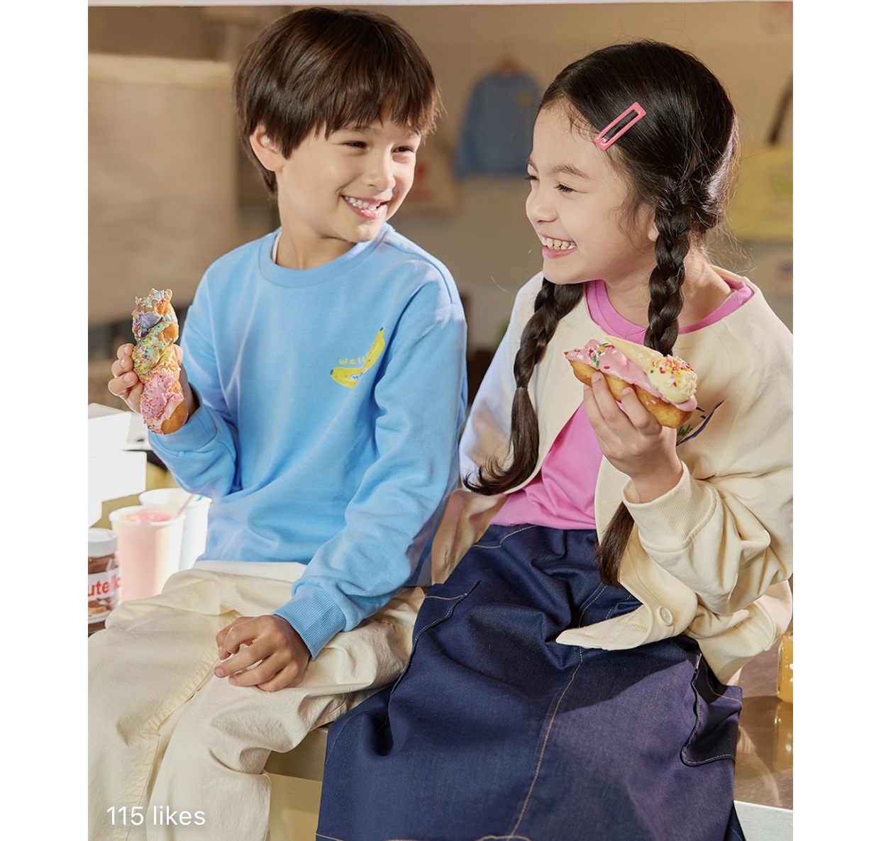 Áo khoác Cardigan nỉ da cá Nepa trắng kem ngực in hình táo size 110 - 155