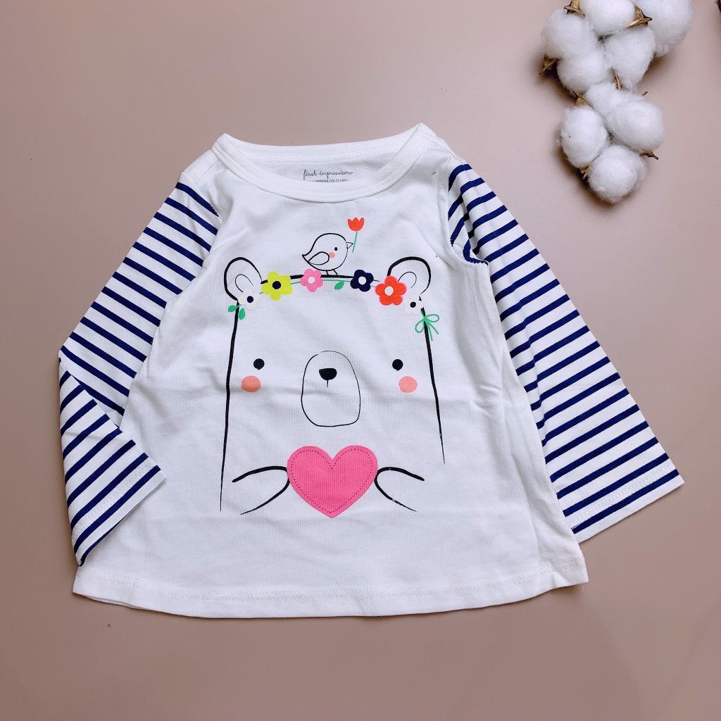 Áo cotton First Impression trắng tay kẻ hình gấu