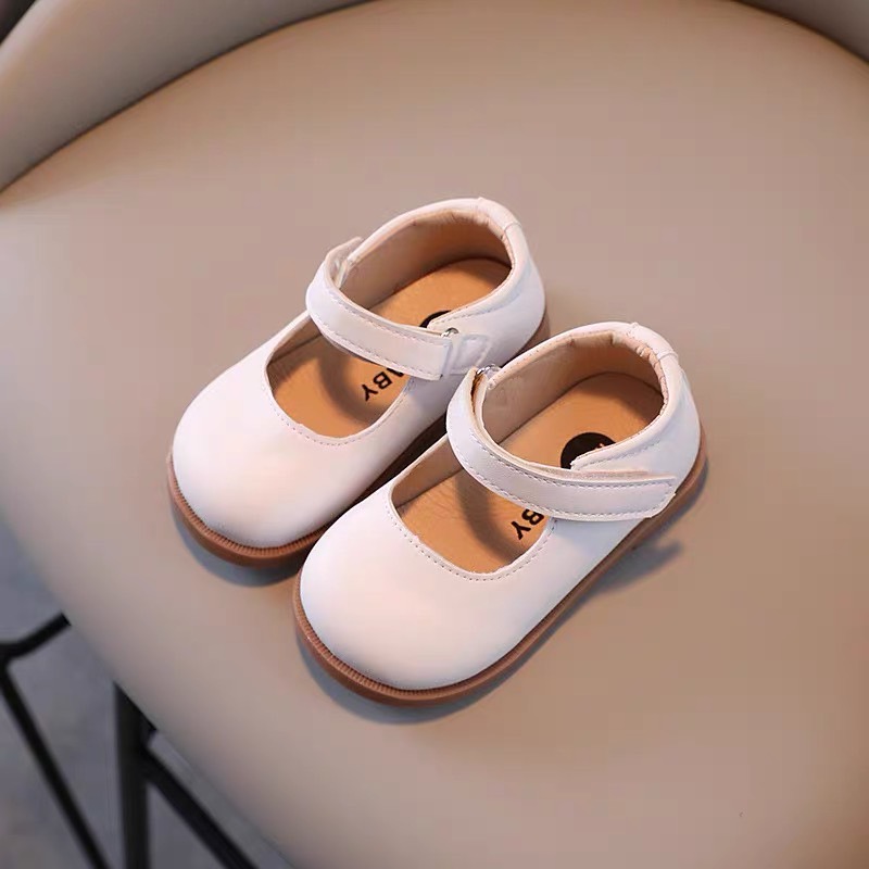 V561 - Giày MG Baby mũi tròn trơn 4 màu BG size 21-30