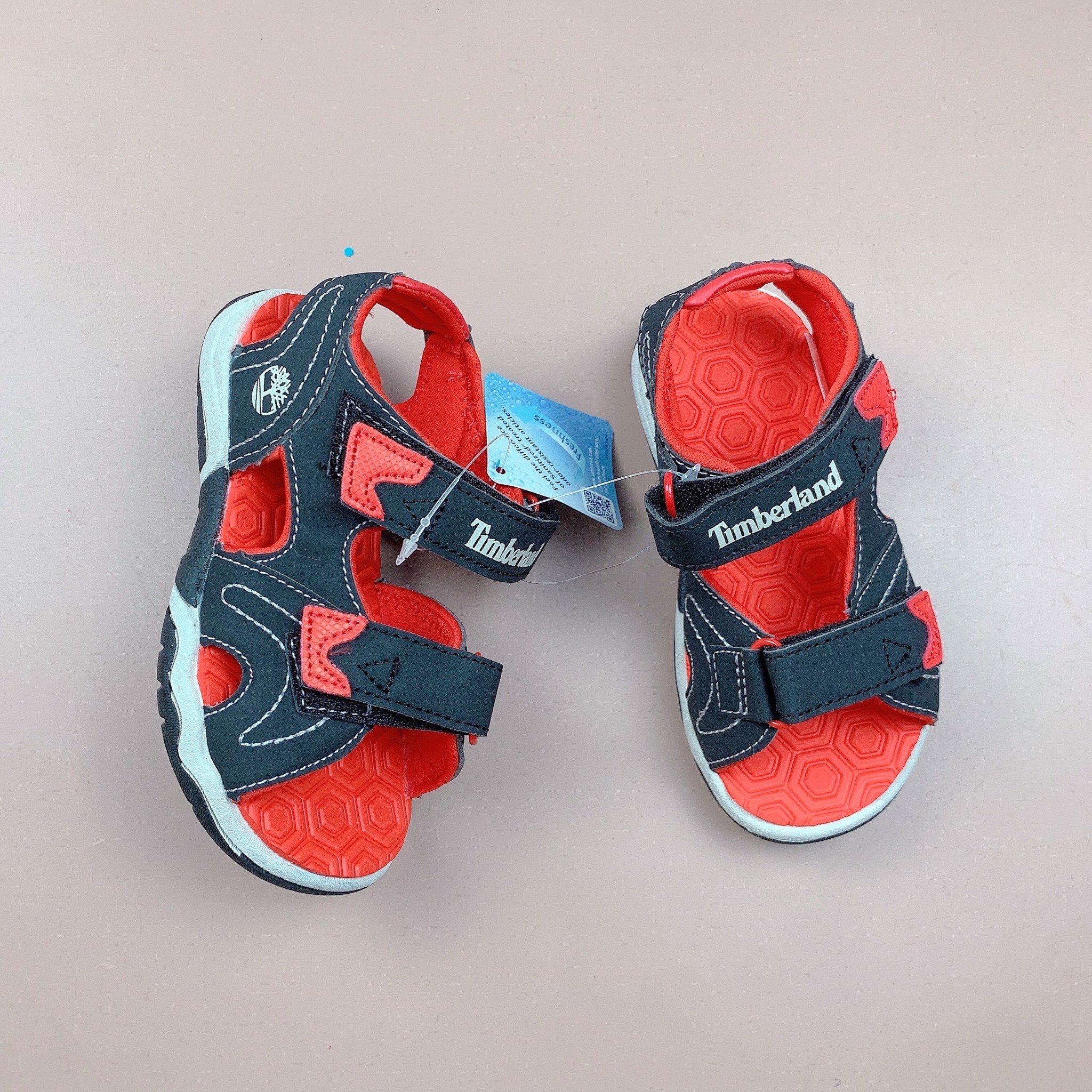 Sandal Timberland màu đỏ đen
