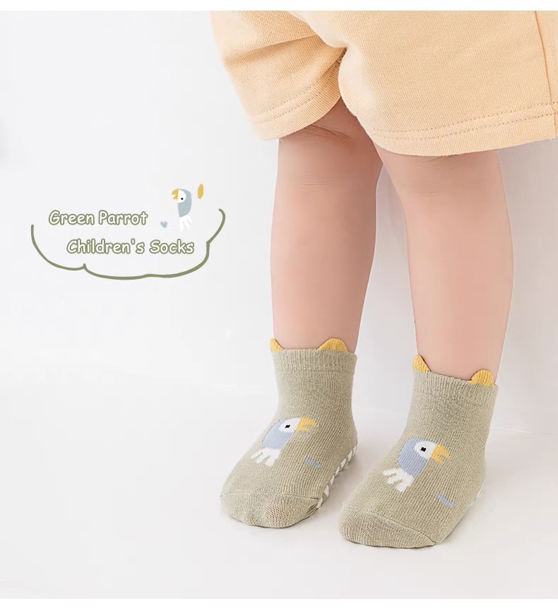 Tất cổ ngắn chống trượt Robibabi 6 màu size 1 - 5y