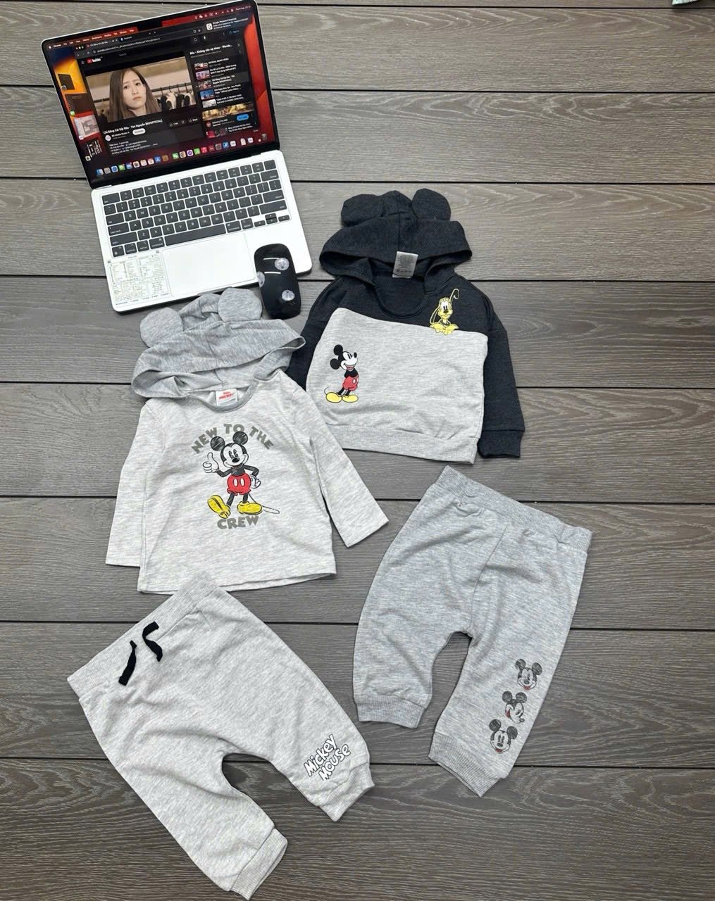 Bộ da cá Junior Mickey 2 mẫu bé trai size 3m - 4y