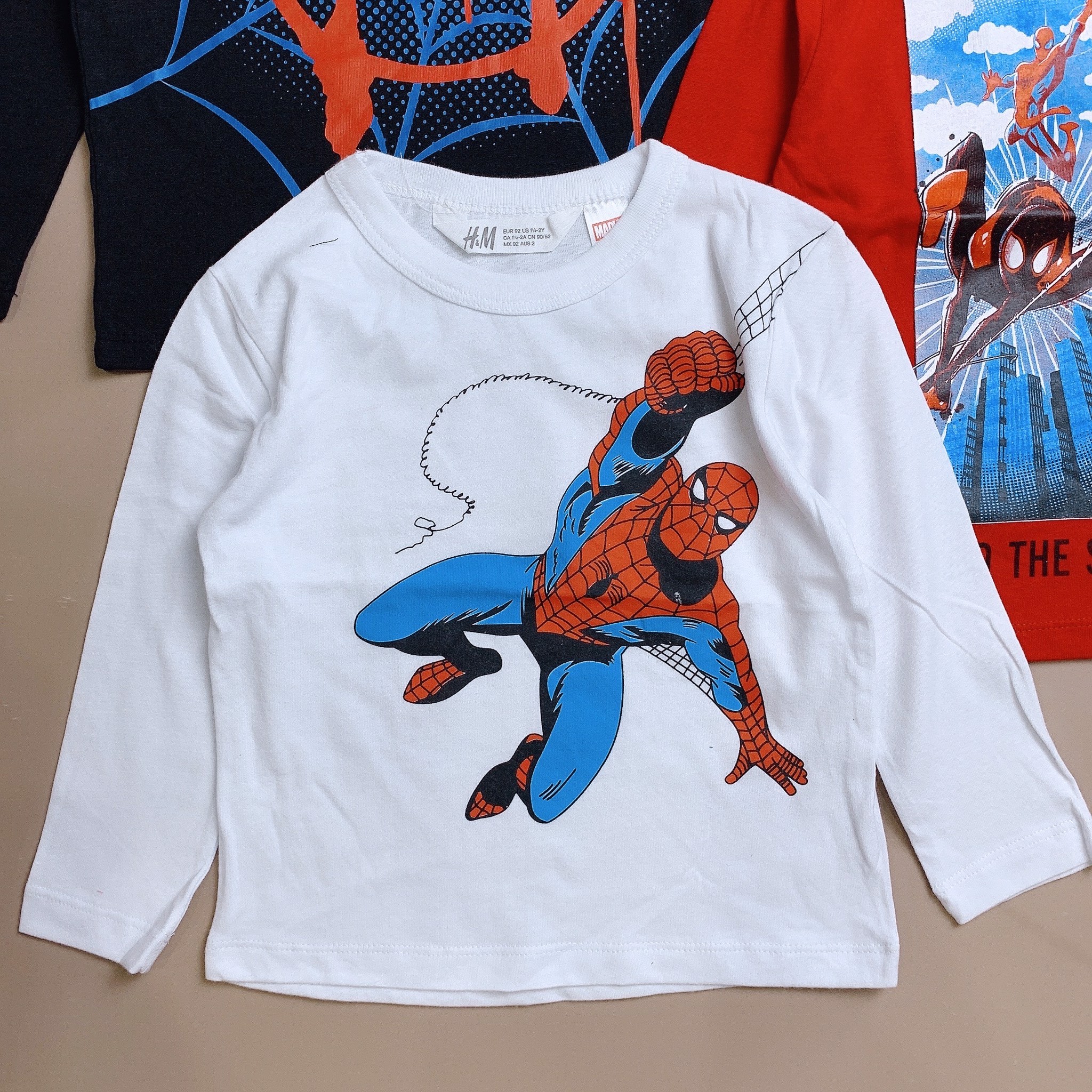 Áo cotton dài tay H&M bé trai - người nhện trắng / đen / đỏ