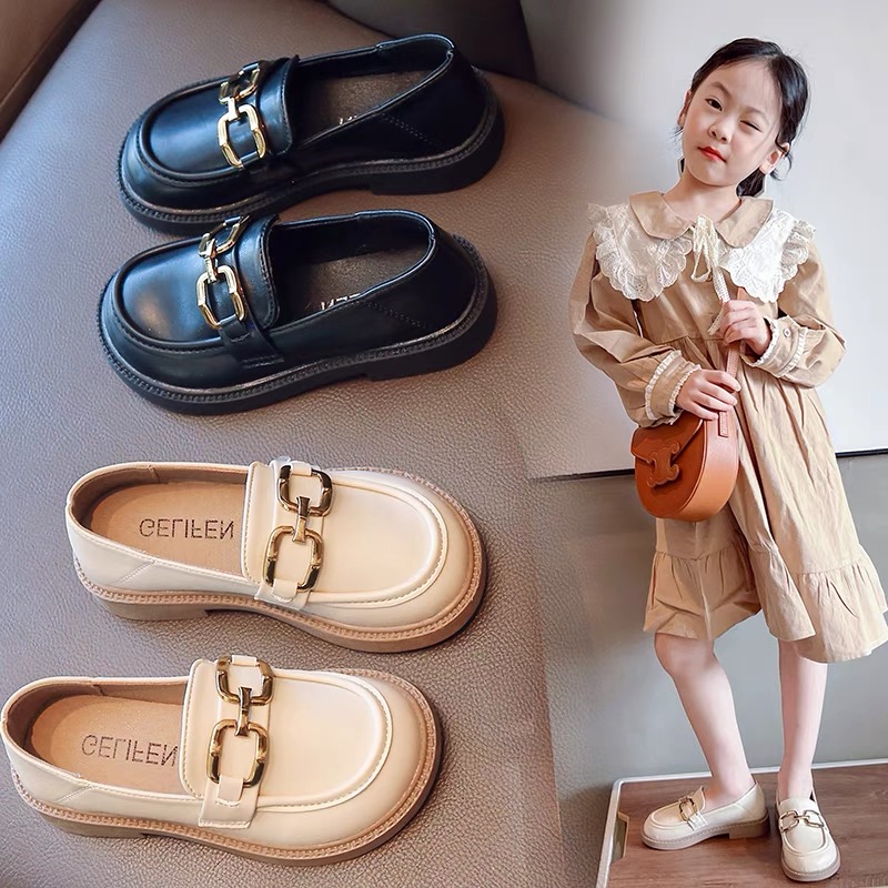 BBW2666 - Giày Loafer tag vàng 2 màu đen / kem size 26 - 36