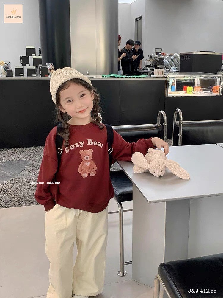 Bộ Jam&Jenny áo da cá đỏ mận hình gấu Cozy Bear - quần baggy thô màu be size 2 - 12y