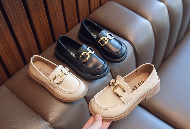 BBW2666 - Giày Loafer tag vàng 2 màu đen / kem size 26 - 36