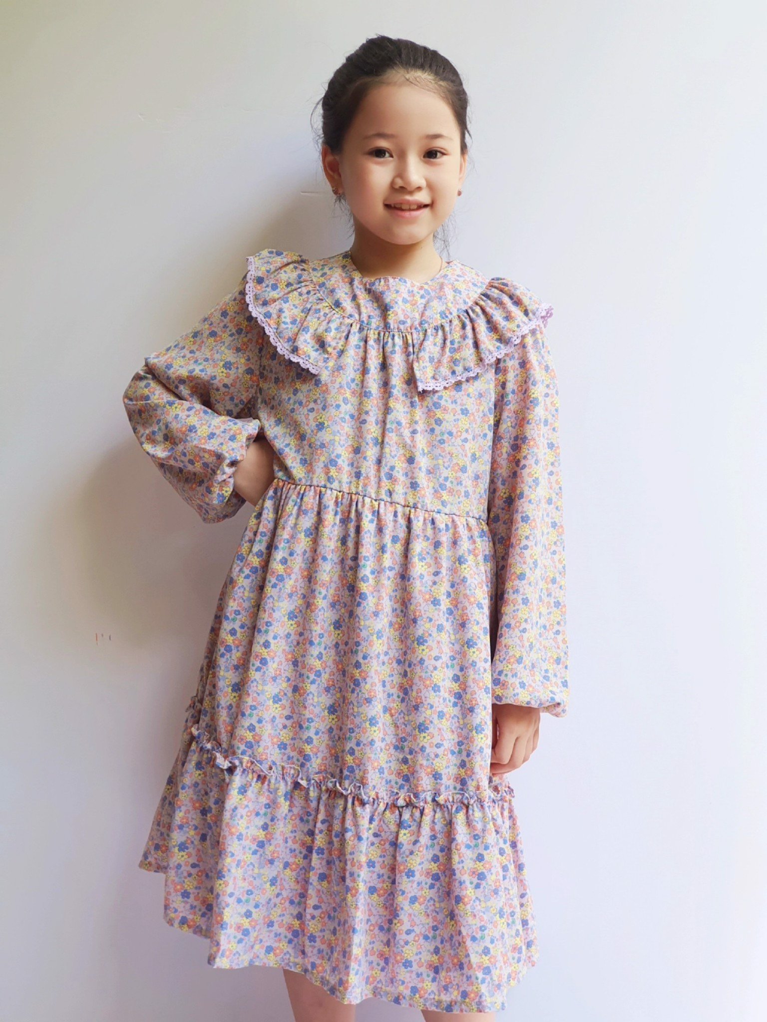Váy chiffon Curlysue màu tím hoa nhí sắc màu bèo vai ngực
