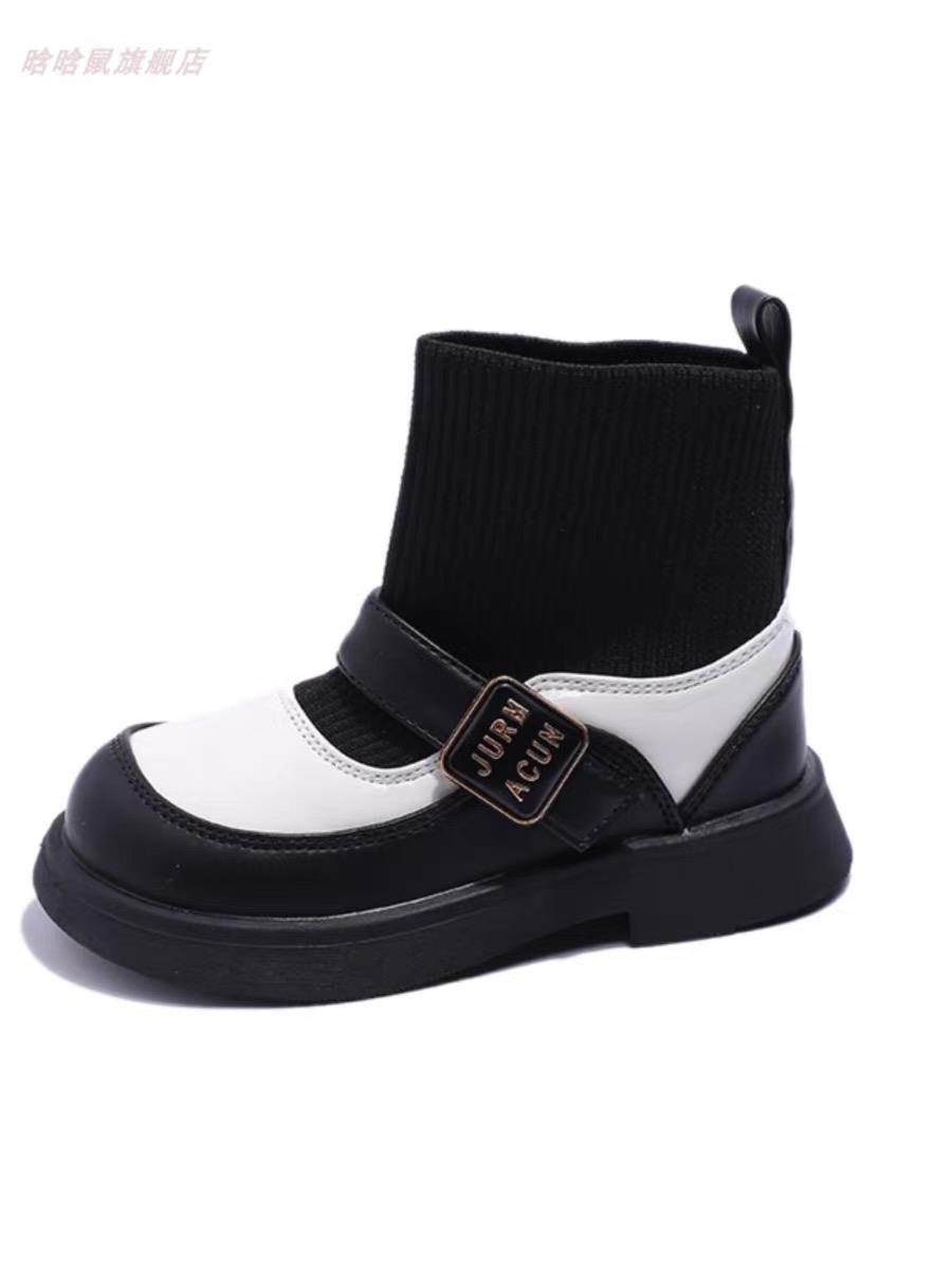 MQ - A31 - Boot cổ chun 2 màu đen / trắng size 26 - 36