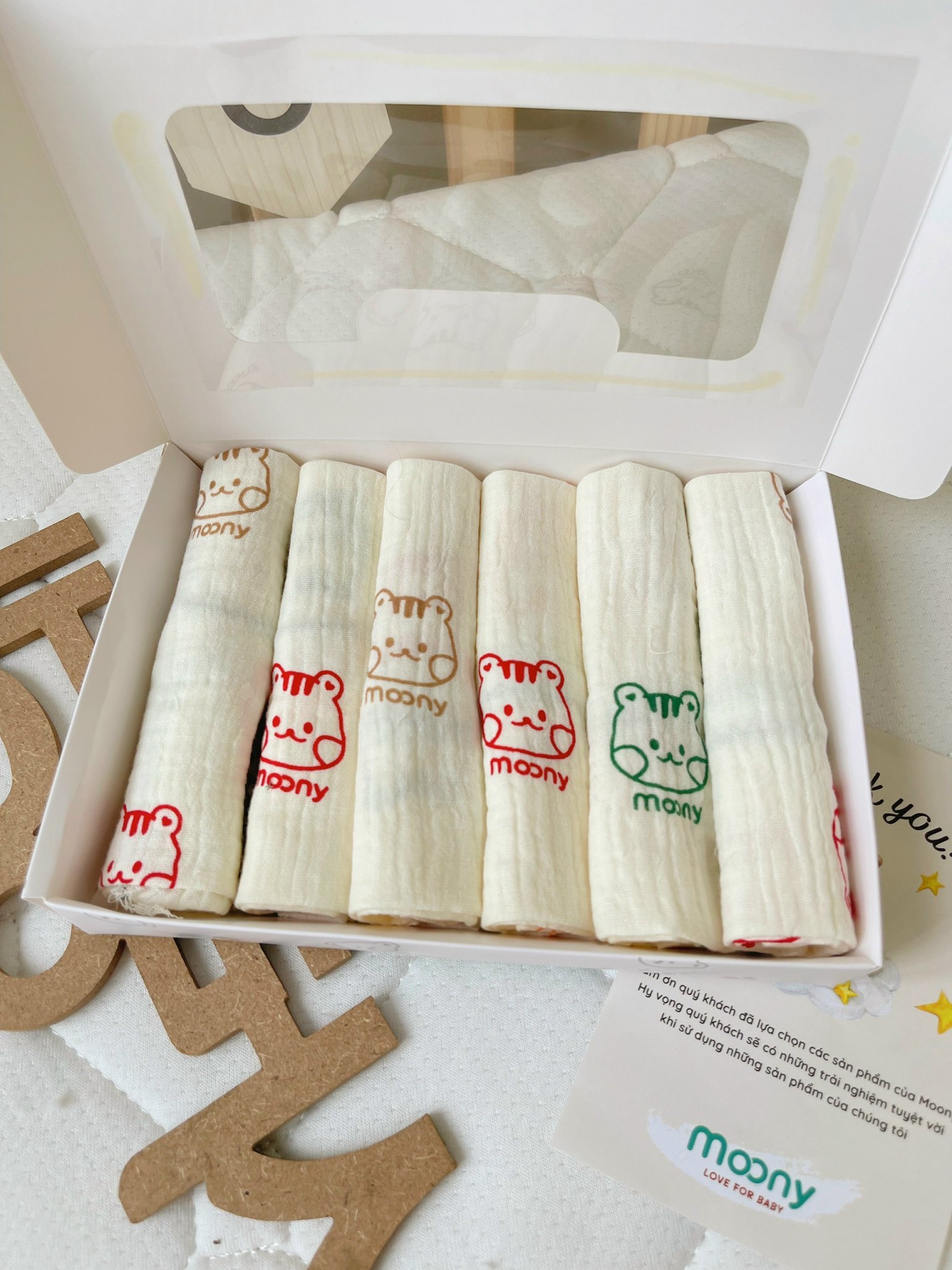 Hộp khăn xô Muslin nhiều hình Boona / Moony / Bunny ( 2 lớp )