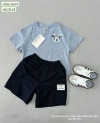 N018 - Bộ cotton Nickids màu ghi in Mickey túi ngực + quần kaki đen bé trai size 90-140