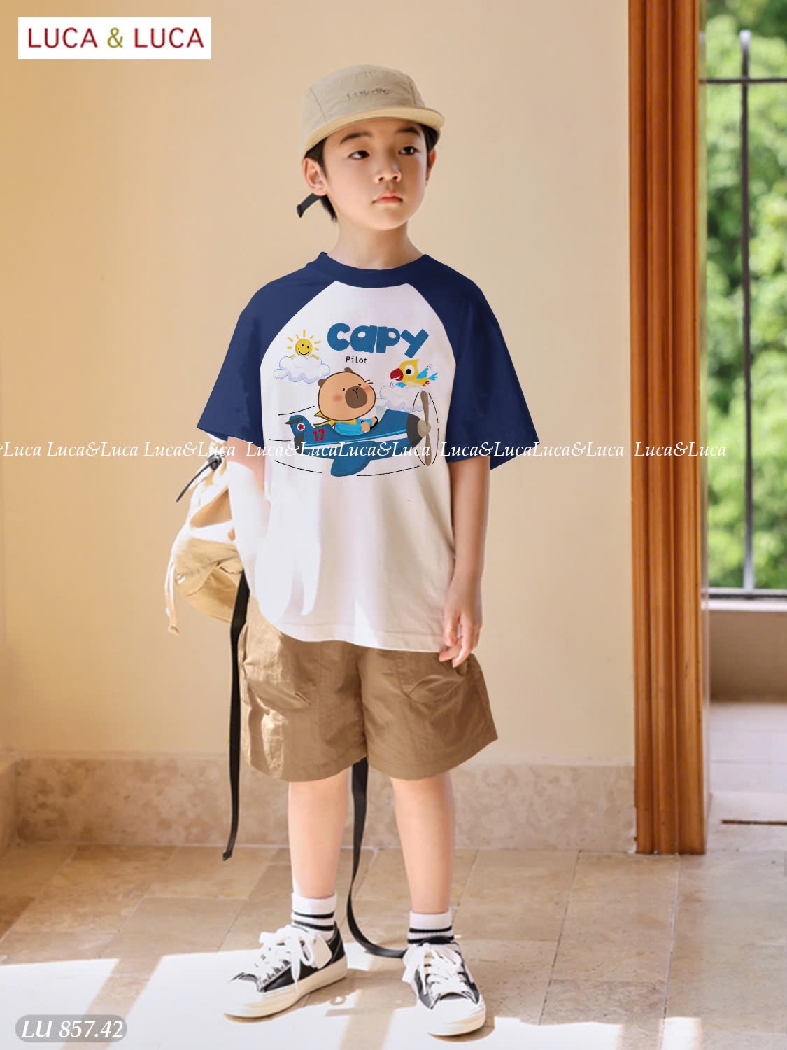 LU 857 - Bộ Luca Luca tay giác lăng Capybara lái máy bay + quần kaki bé trai size 2-12y