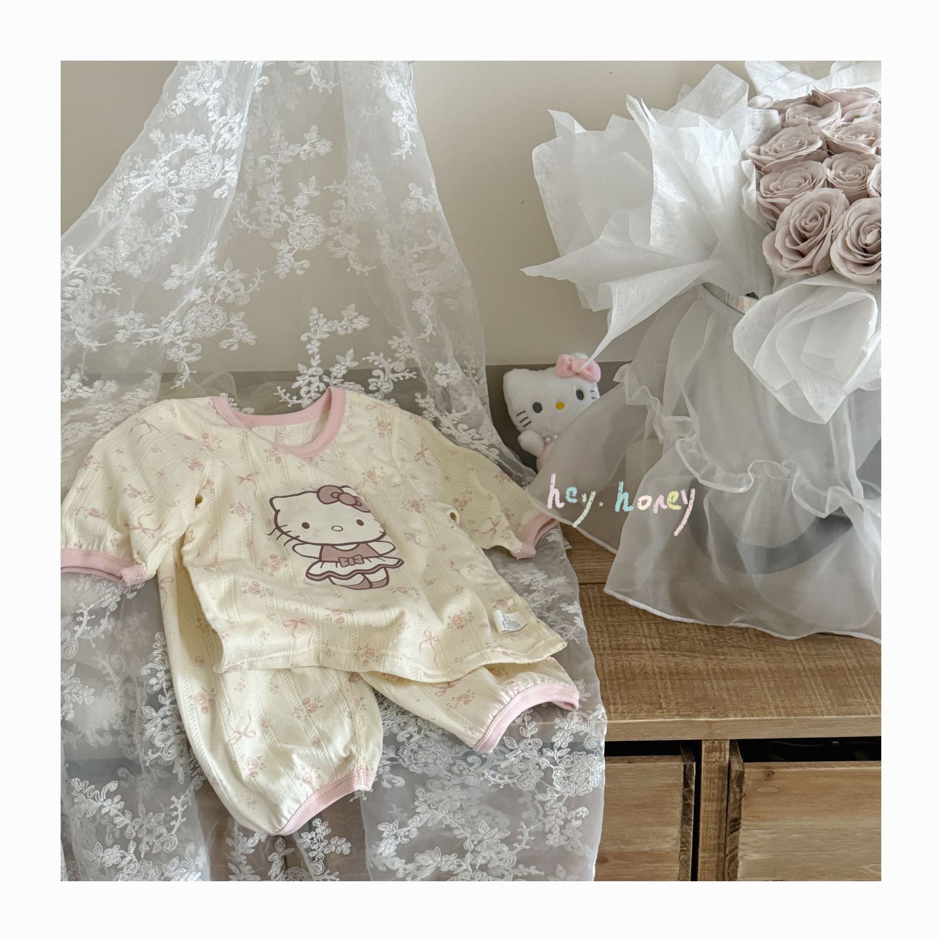 Bộ thun QC vải dệt lỗ Hey Honey nhiều mẫu cho bé size 90 - 150